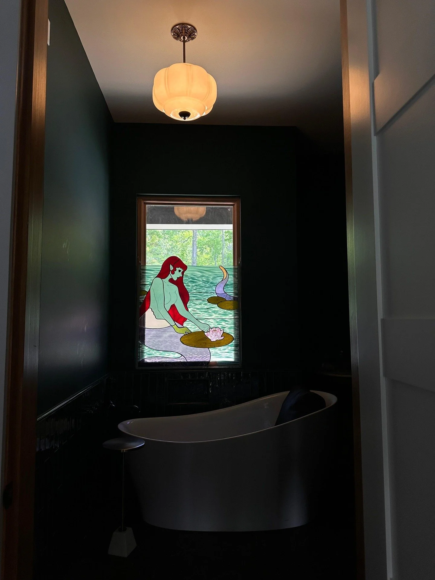 Screaming, shaking, and crying, she looks so good in her new home!!! Thank you Victoria for sending me the lovely pictures, what a dream.