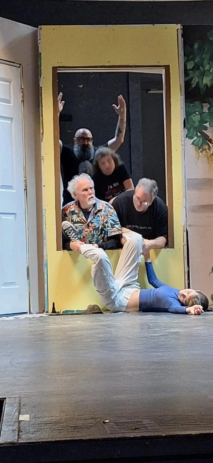 "The Play That Goes Wrong" 2024-2025