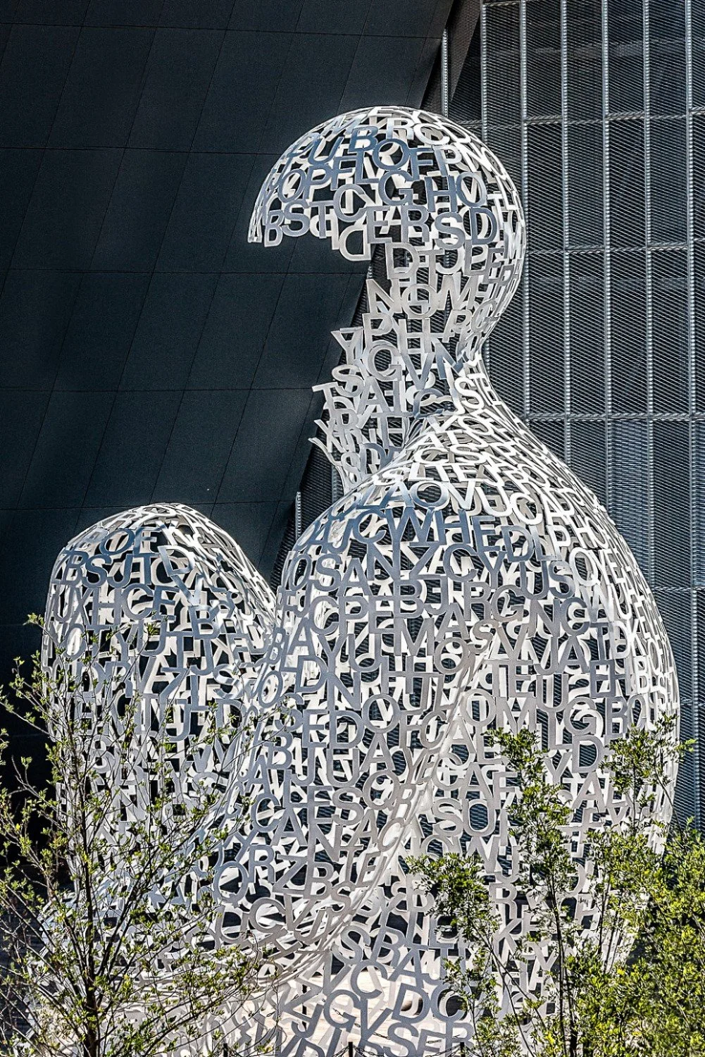 The Soul of the Ebro by Jaume Plensa