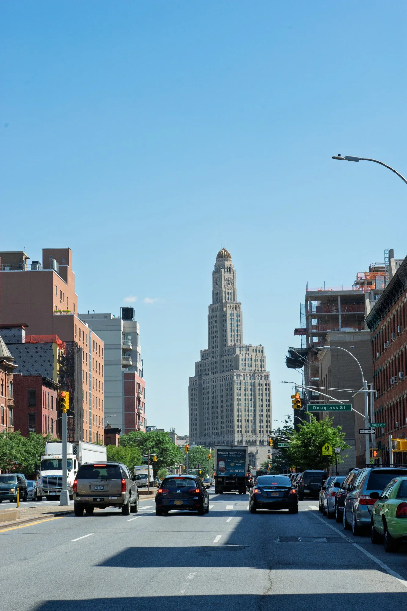 View along Douglass Street toward the Williamsburgh Savings Bank Tower, Brooklyn — Sony a7II