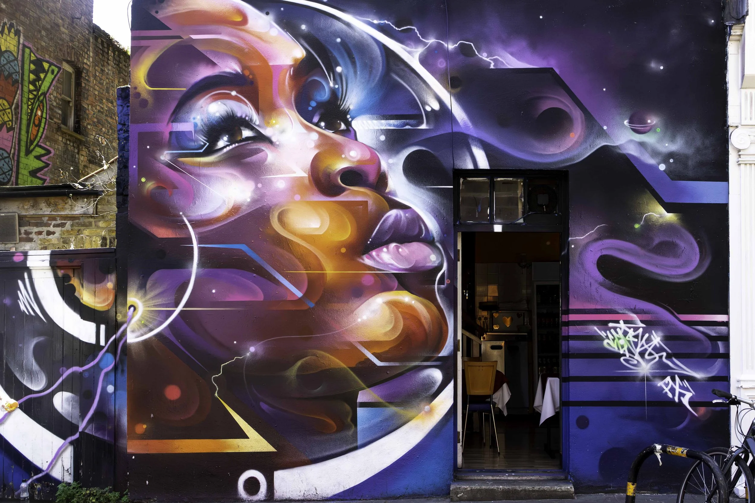 Street Art by British MrCenz (@mrcenzone), street photography in London – bCLPhoto