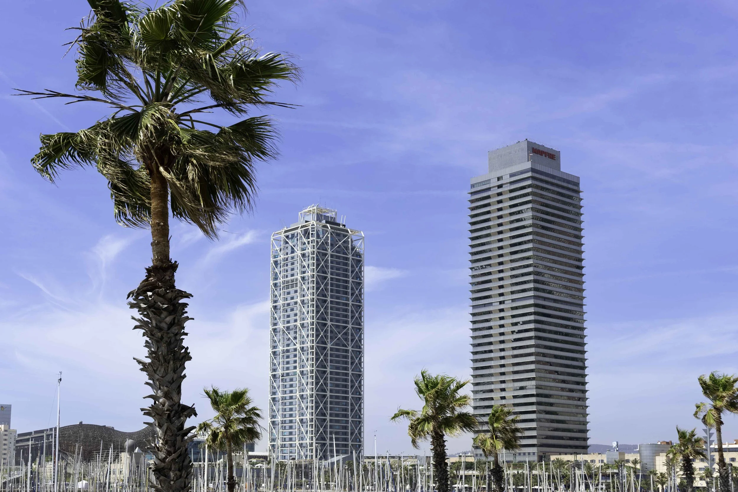Hotel Arts and Mapfre Tower, Barcelona – urban architecture – bCLPhoto