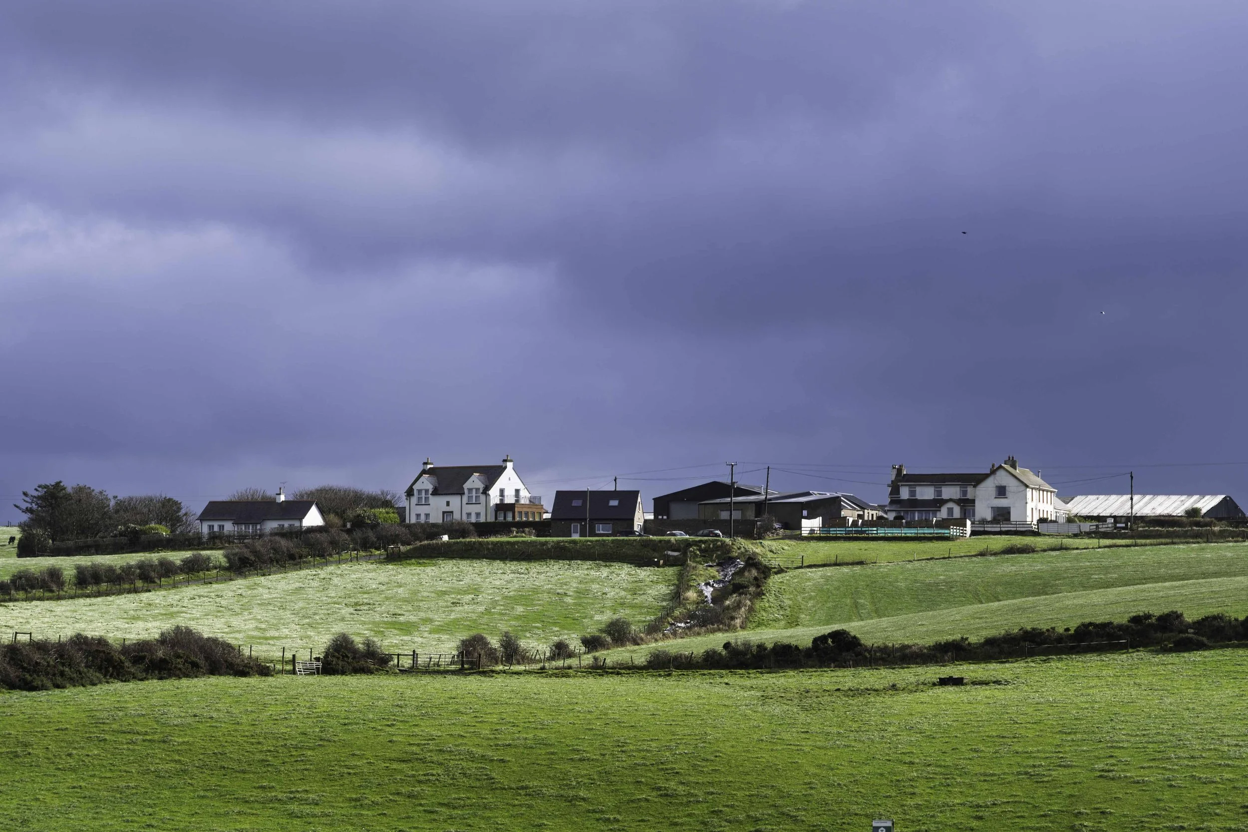 Traditional houses on the Causeway Coast near Giant's Causeway, County Antrim – bCLPhoto