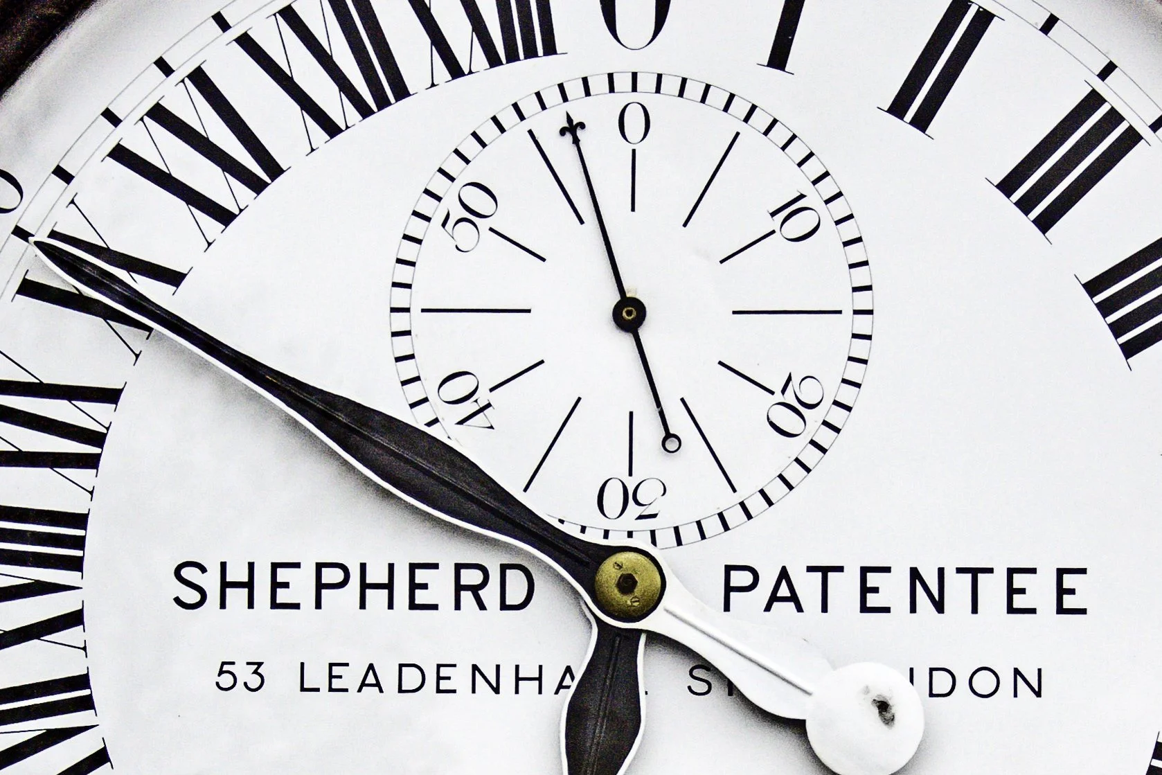 minimalist Shepherd Gate Clock. Royal Greenwich Observatory