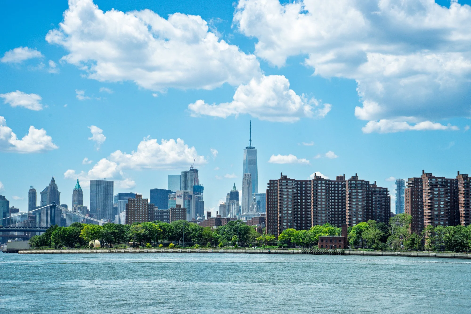 Manhattan skyline with Freedom Tower seen from the Williamsburg waterfront across the East River — Sony a7II