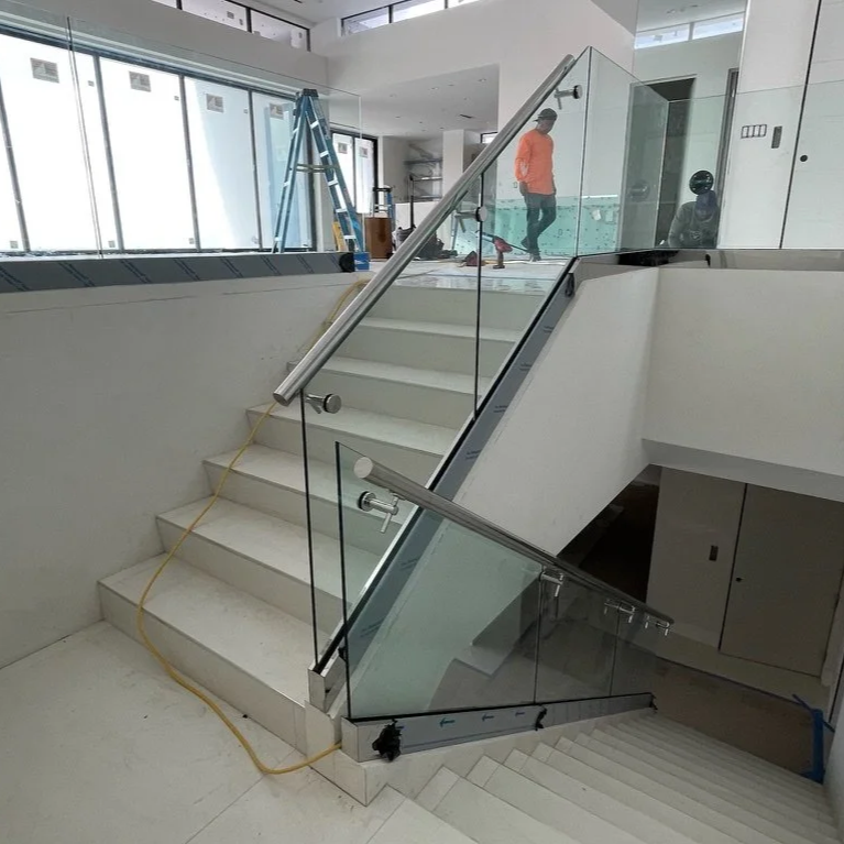 Is a Loose Glass Railing Panel a Safety Hazard?