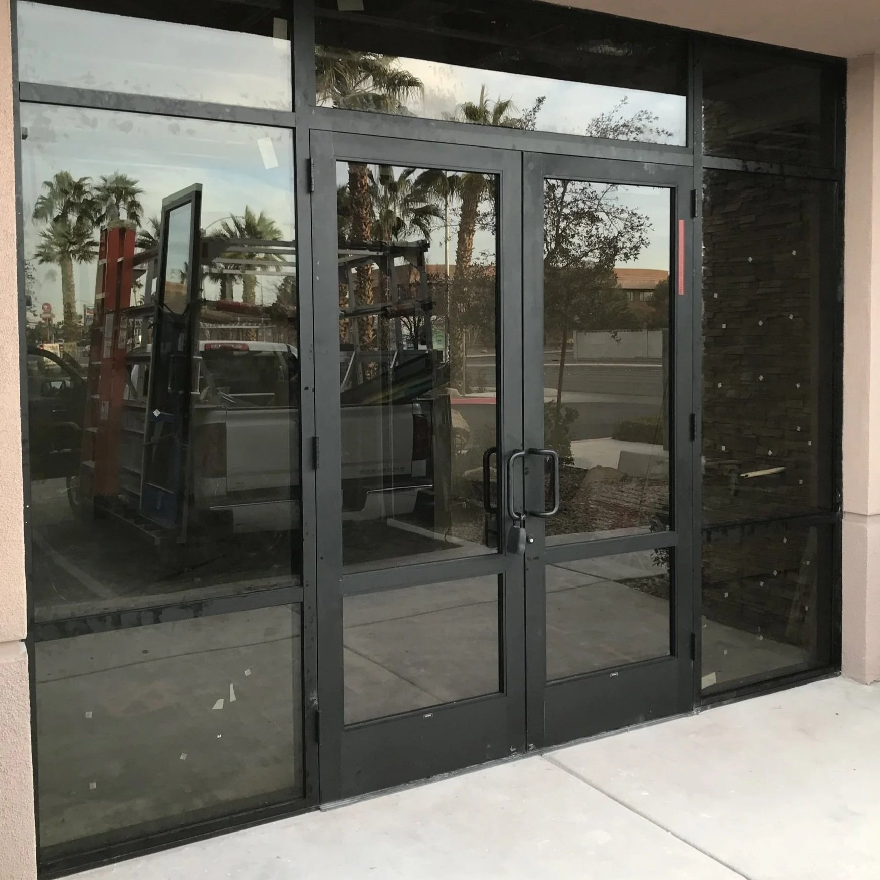 Storefront Glass: Repair vs Replace?
