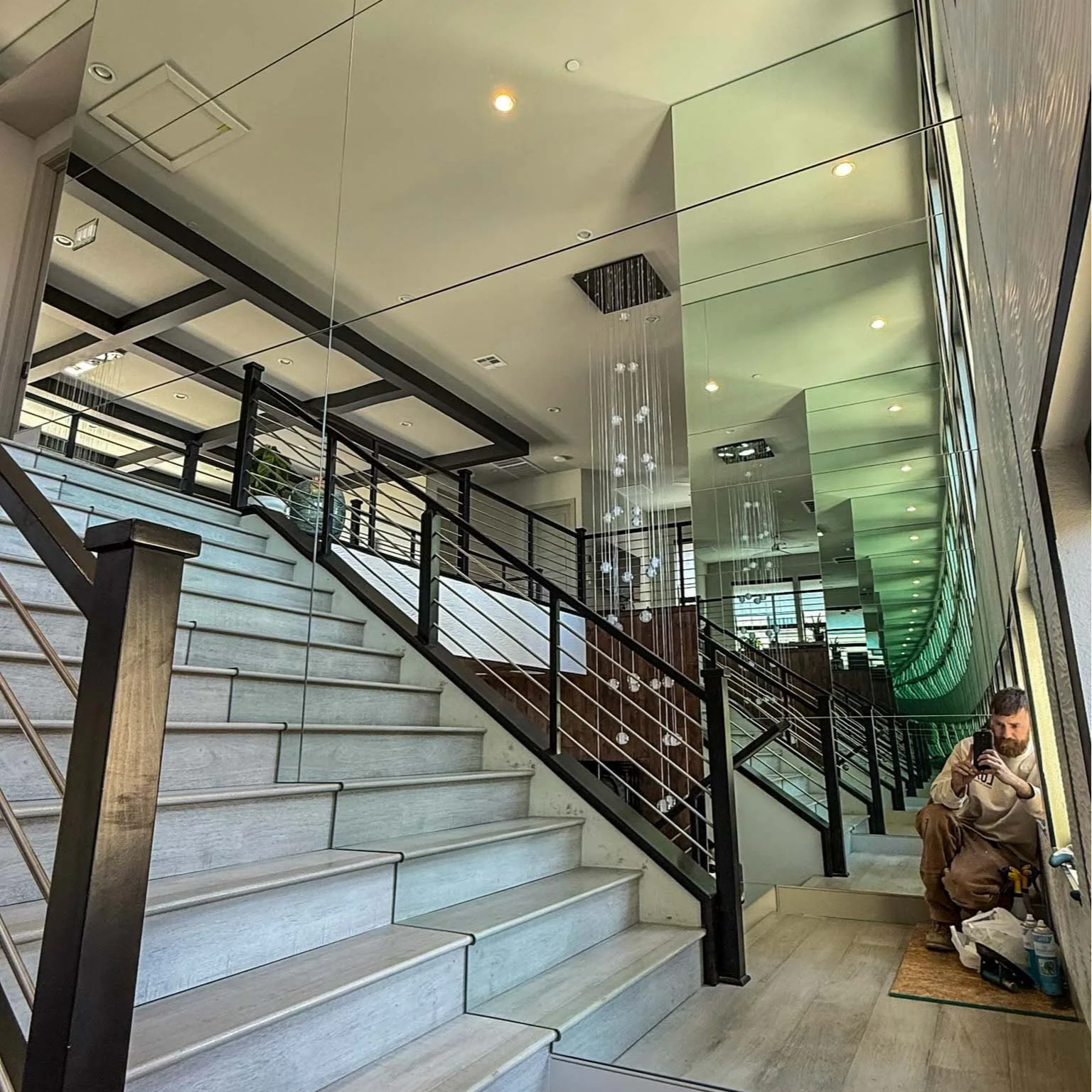 Frameless vs Framed Glass Railings: Which Is Better for Your Deck?