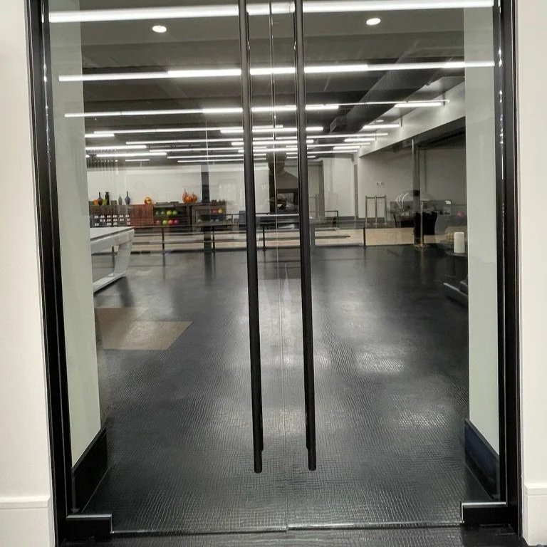 Clarity in Business: Crafting Eye-Catching Storefronts