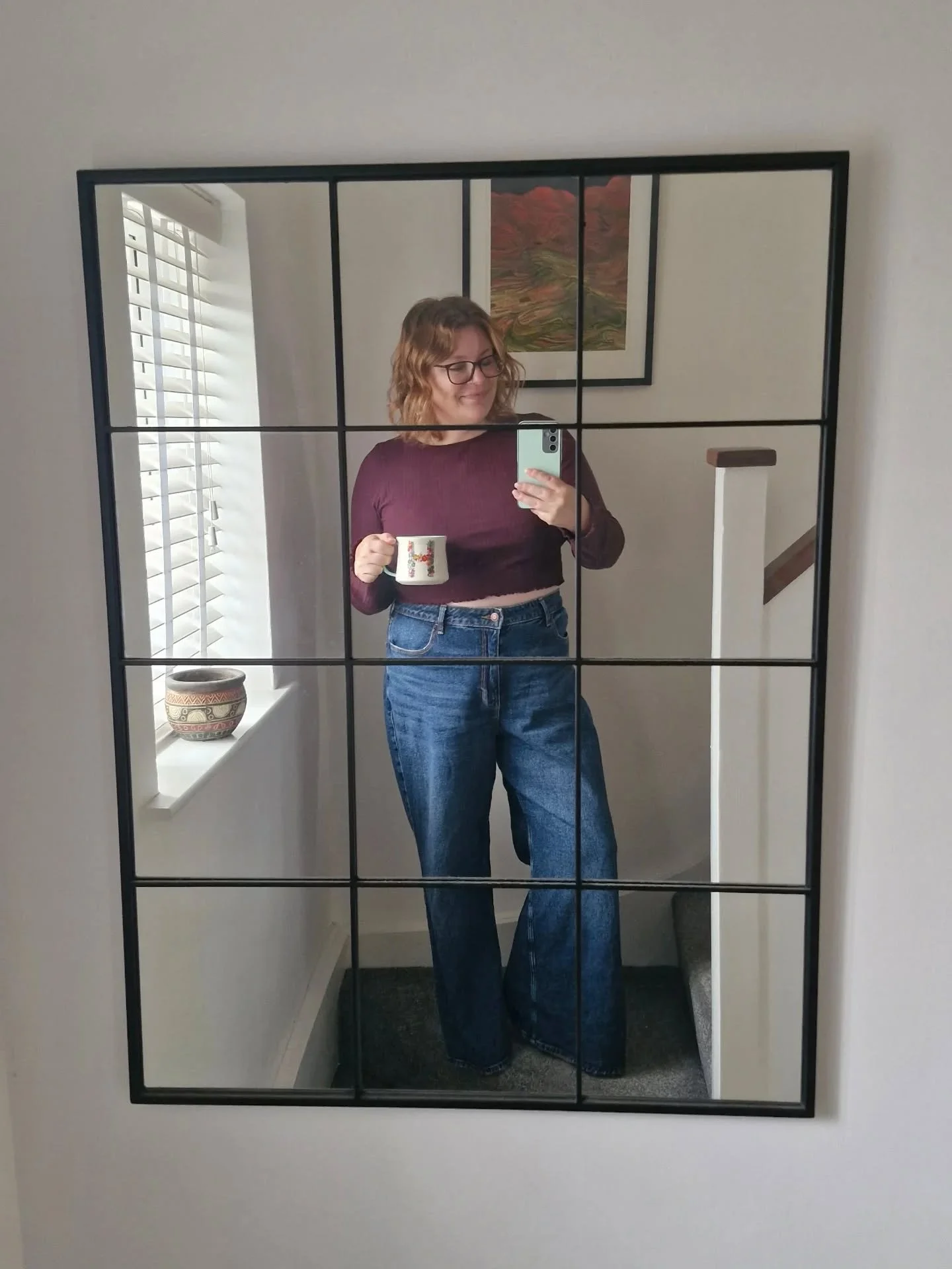 Hi, I&rsquo;m Heather 👋

I live in Hampshire, not too far from the south coast, with my partner and our two cats 🐈🐈&zwj;⬛ who think they run the place (they might be right).

I&rsquo;ve been running Virtual Heather since August 2022, and over the 