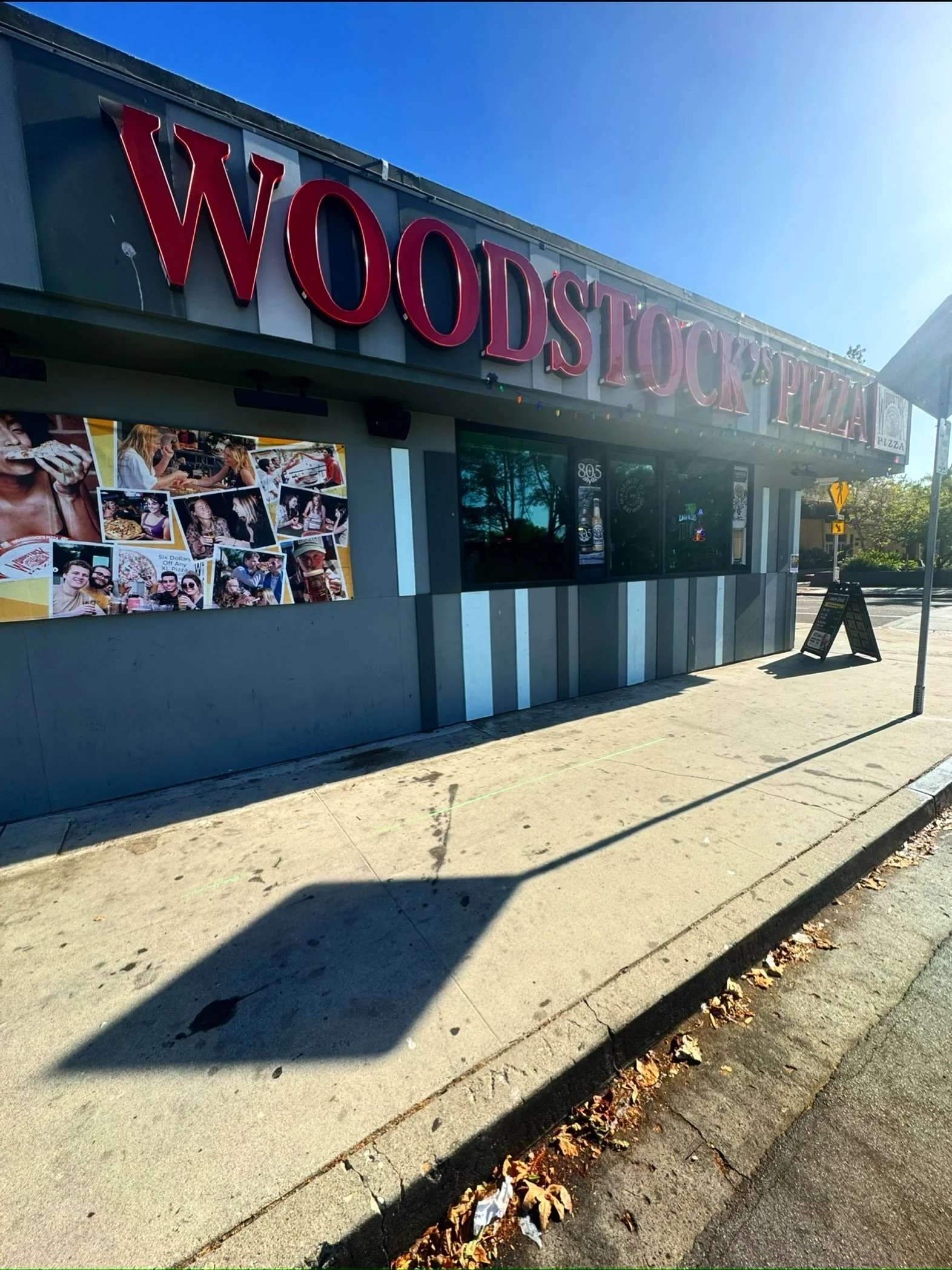 ✨ Community Highlight: Woodstock&rsquo;s Pizza! @woodstocksiv 🍕

Craving a slice? Woodstock&rsquo;s is just a short walk from our community! 🏡➡️🍕 Whether you&rsquo;re grabbing a quick bite with friends or fueling up after class, your next pizza ru