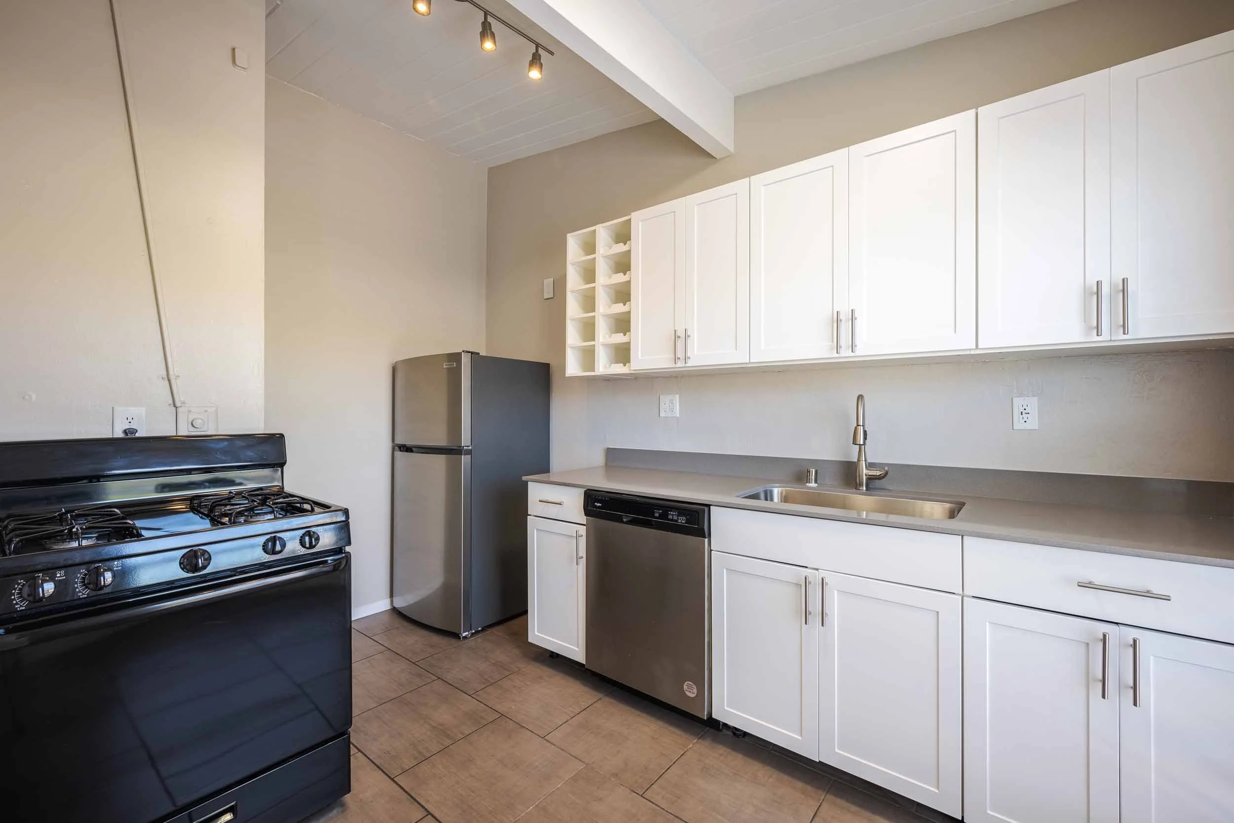 Solis Isla Vista-POI-11.jpg