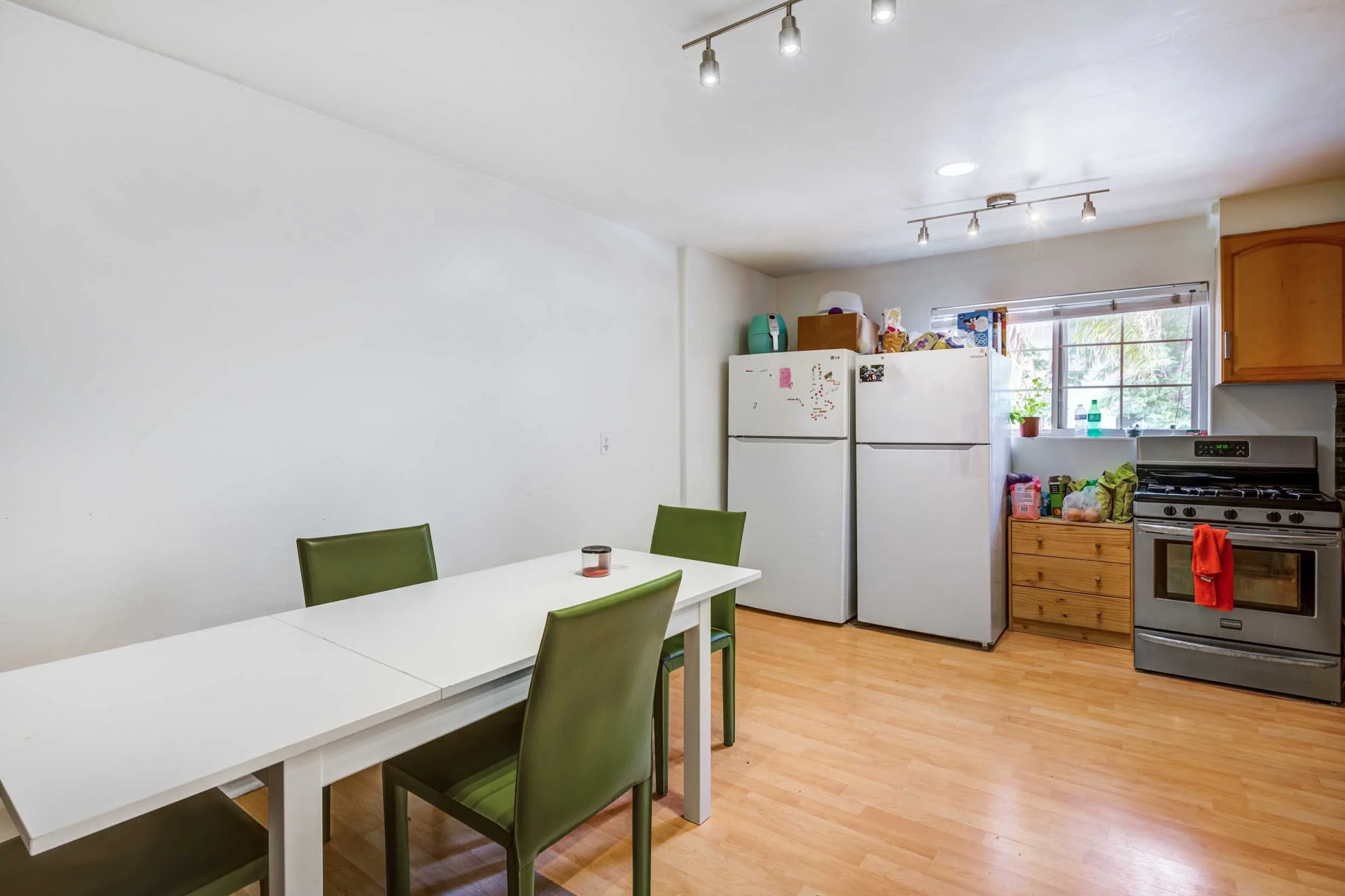 Solis Isla Vista-POI-012.jpg