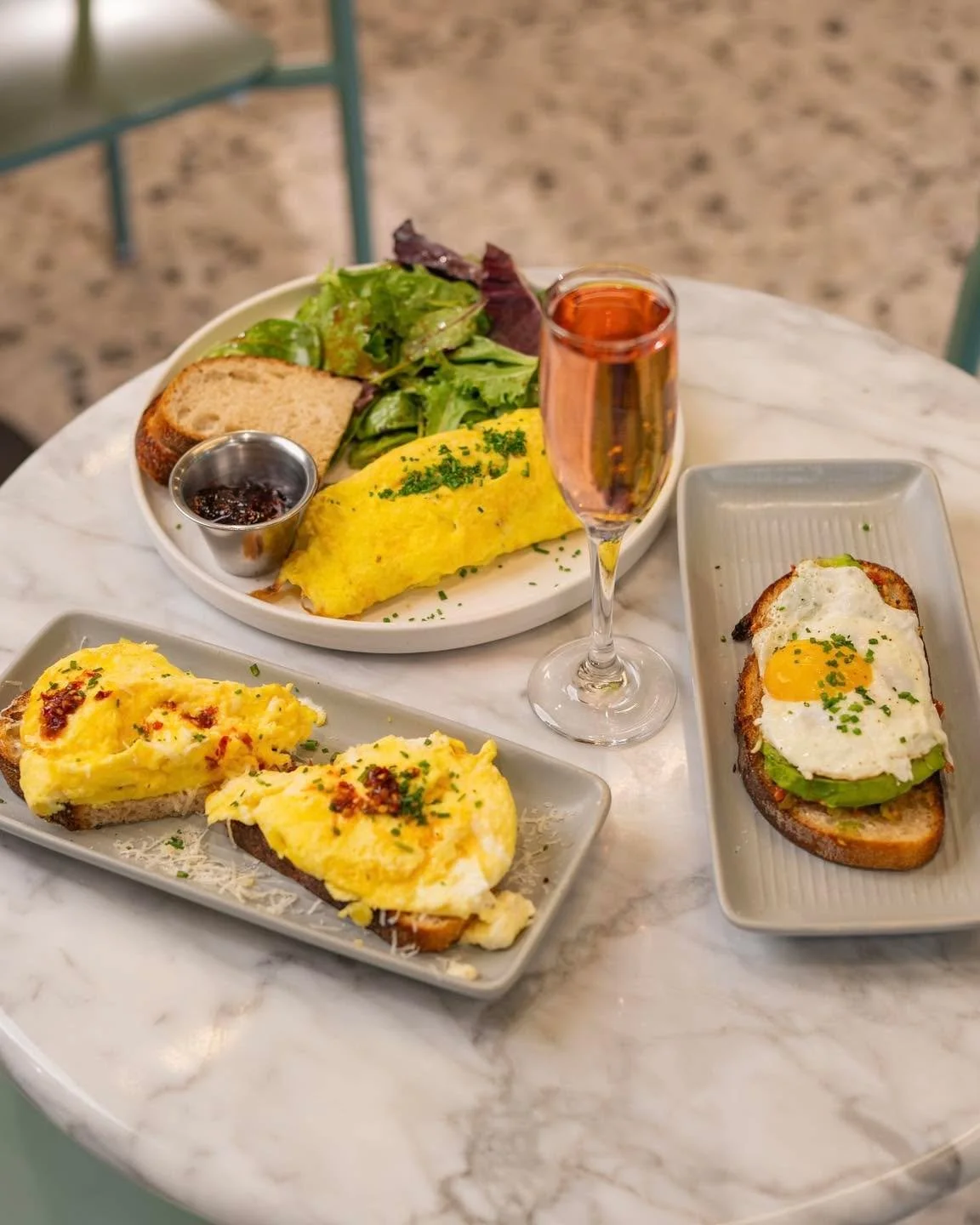 There&rsquo;s 3 types of people at brunch, which one are you?🍳

Open Daily | 7am-2pm
📍3207 N Hayden Rd. Scottsdale, AZ 85251

#TheEleanor #BrunchEats #ScottsdaleBrunch #CafeEats #Scottsdale