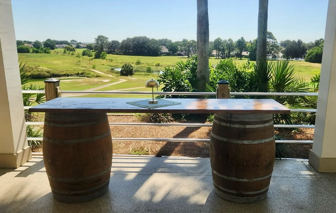 A beautiful wedding day @thepointegulfbreeze This whiskey barrel bar is a perfect bar to bring in a masculine feel for your day!