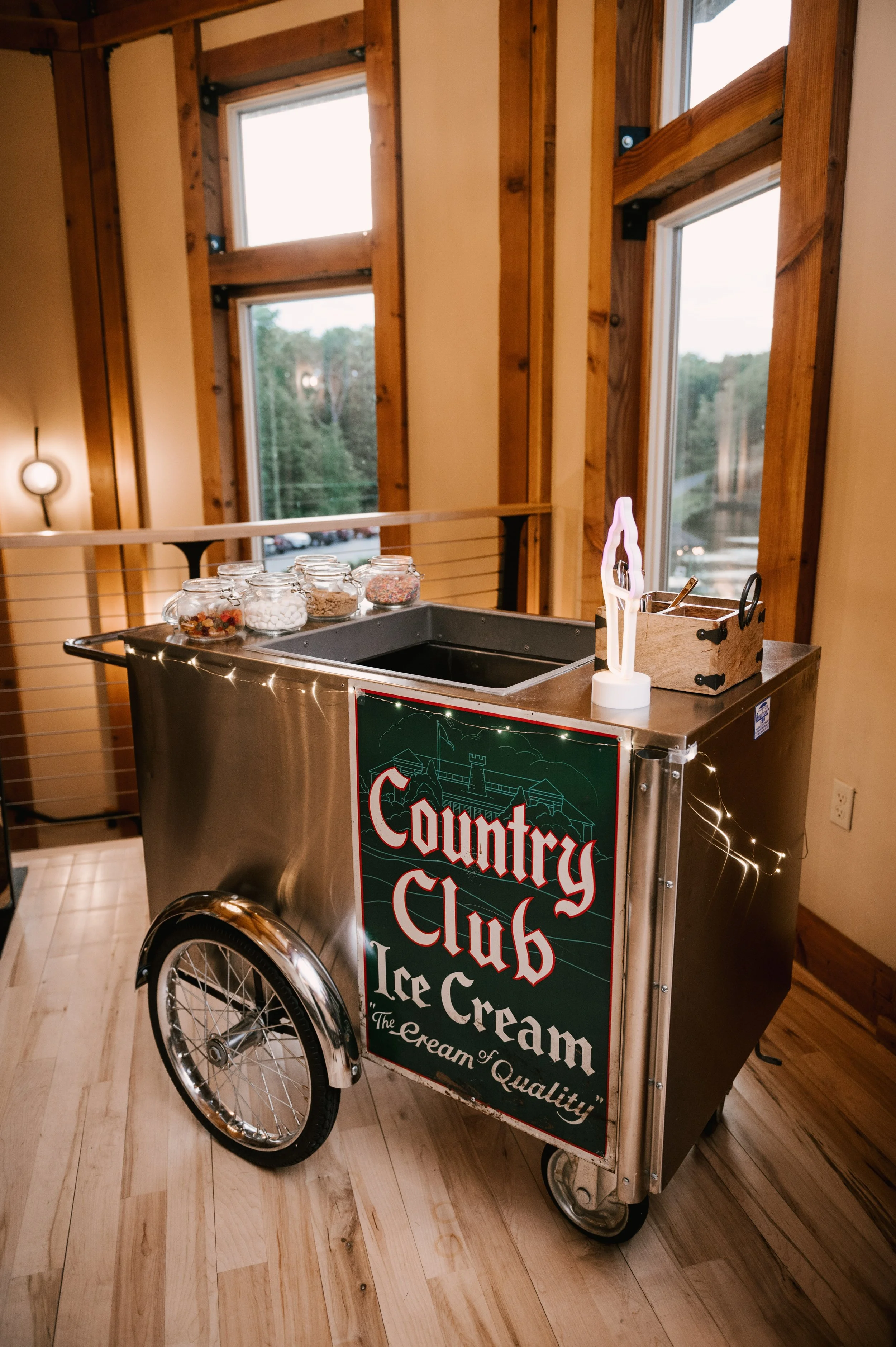 Ice Cream Sundae Bar | Fox & Hare