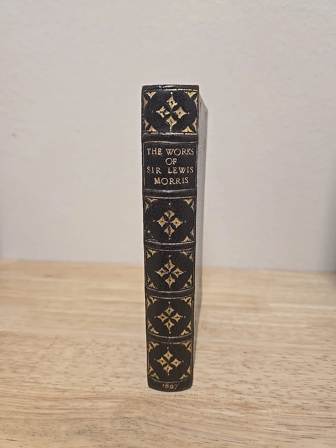 2s-l1600.jpg