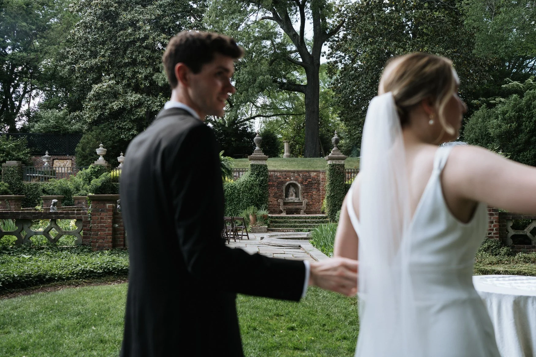 farrah-b-fox-virginia-wedding photographer-film-hybrid-grace-tyler49.jpg