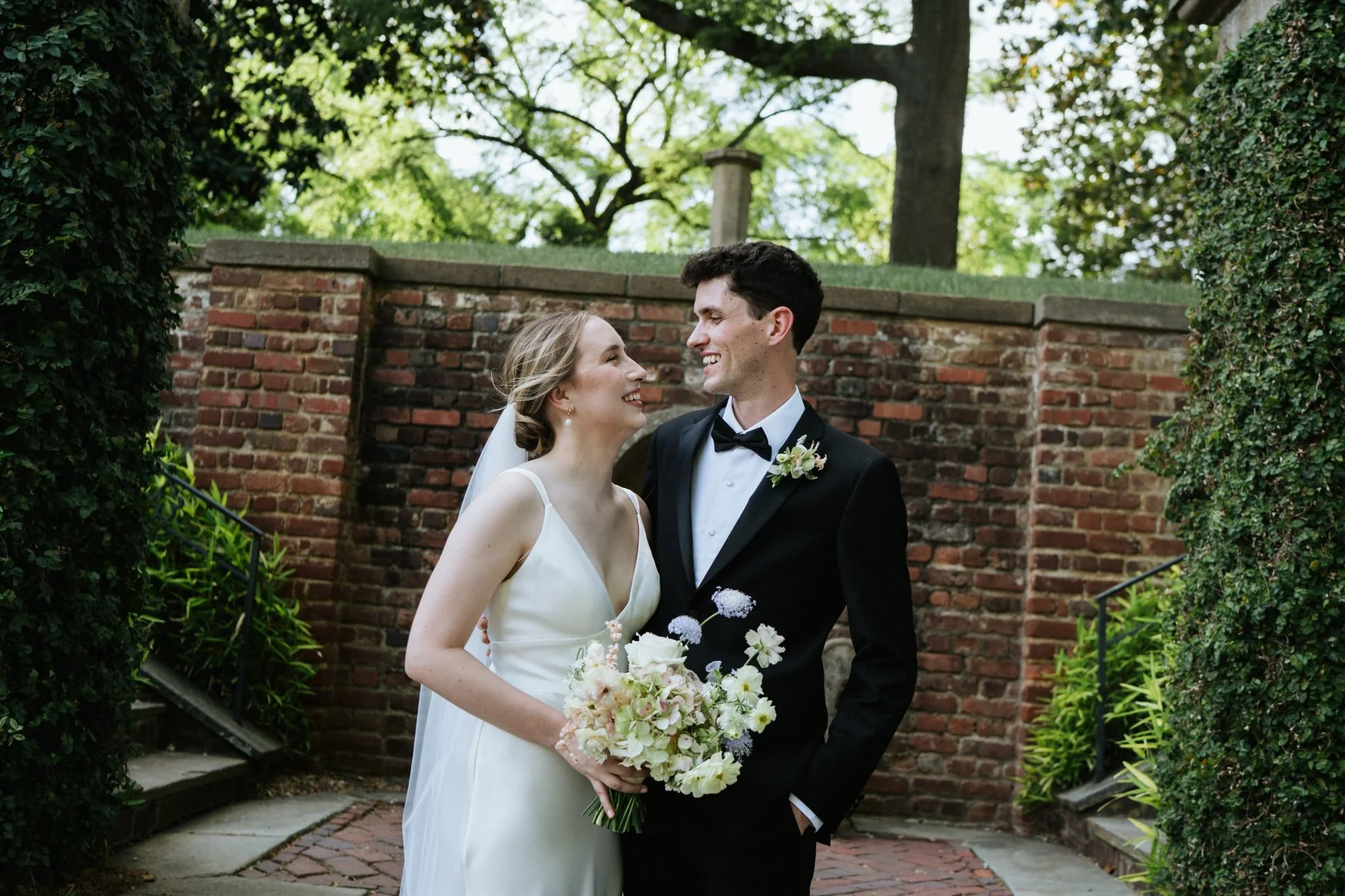 farrah-b-fox-virginia-wedding photographer-film-hybrid-grace-tyler106.jpg