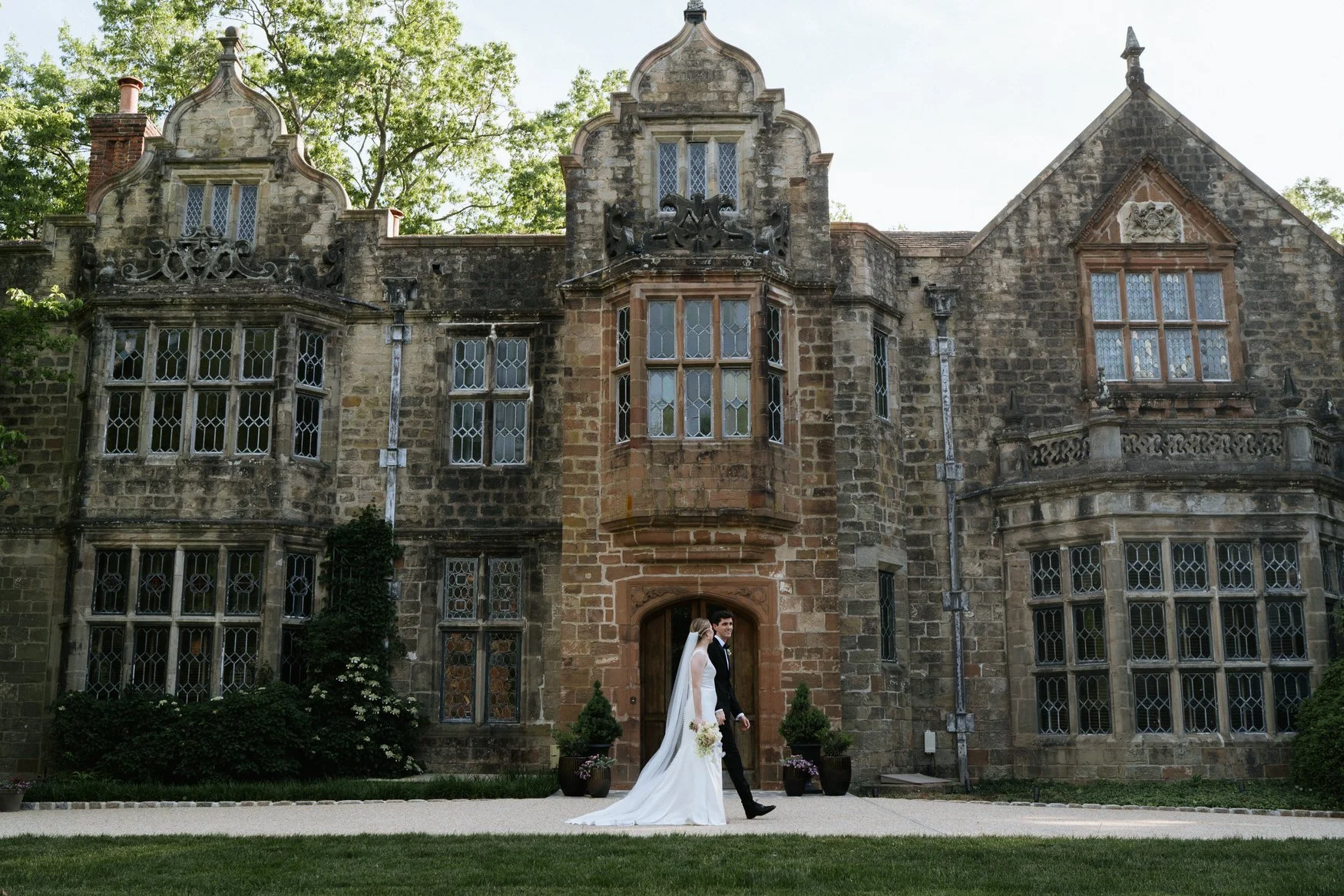 farrah-b-fox-virginia-wedding photographer-film-hybrid-grace-tyler112.jpg