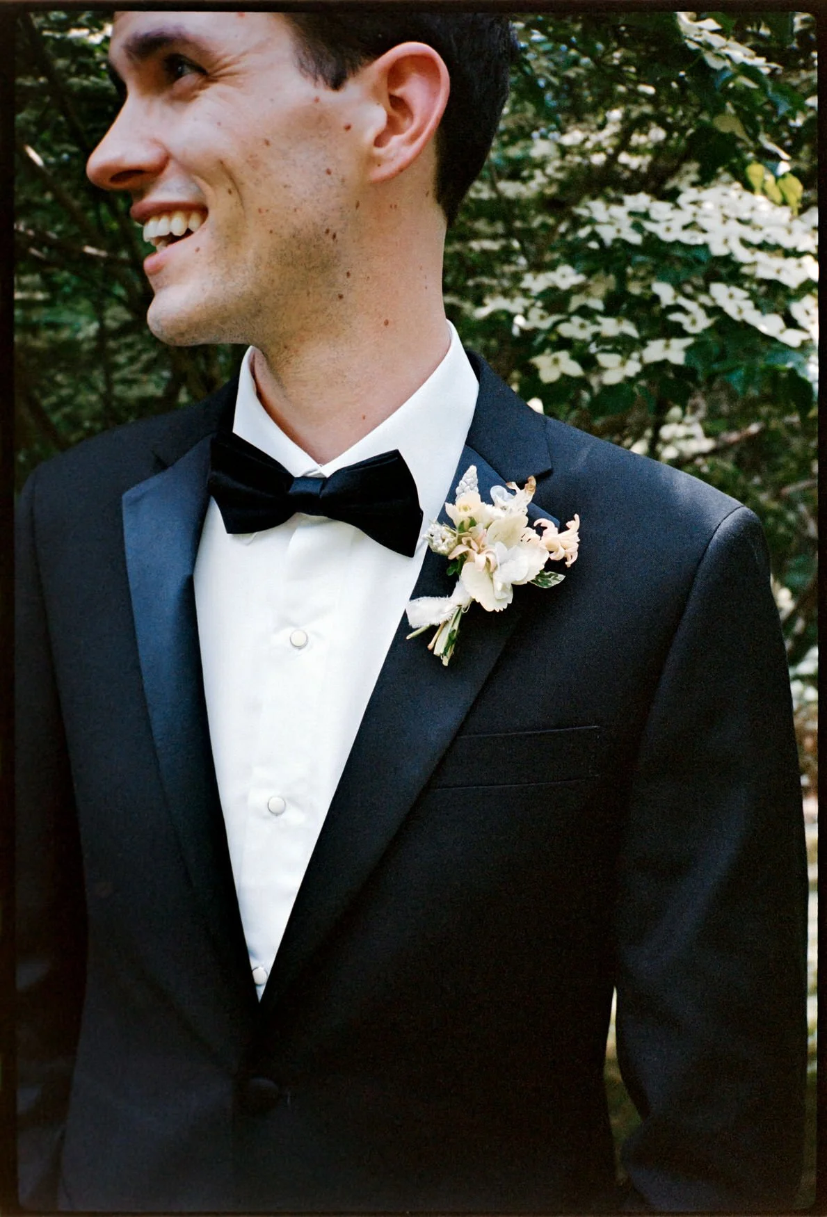 farrah-b-fox-virginia-wedding photographer-film-hybrid-grace-tyler44.jpg