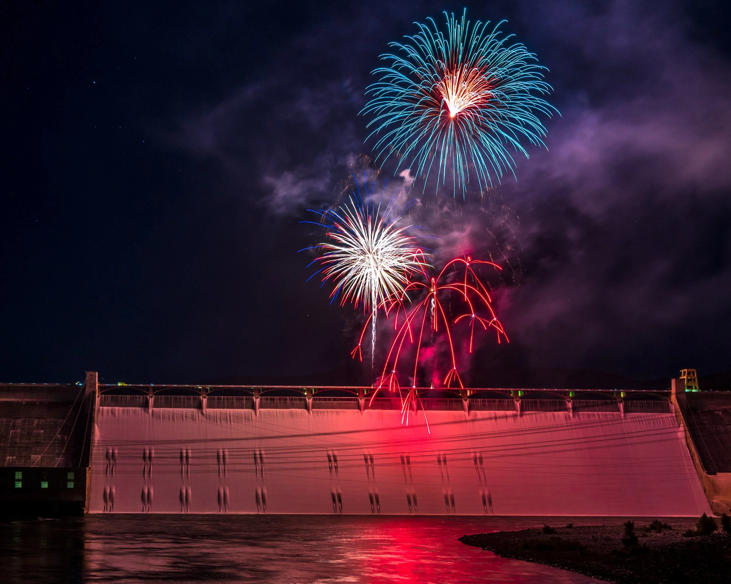 Store 1 — Grand Coulee Dam