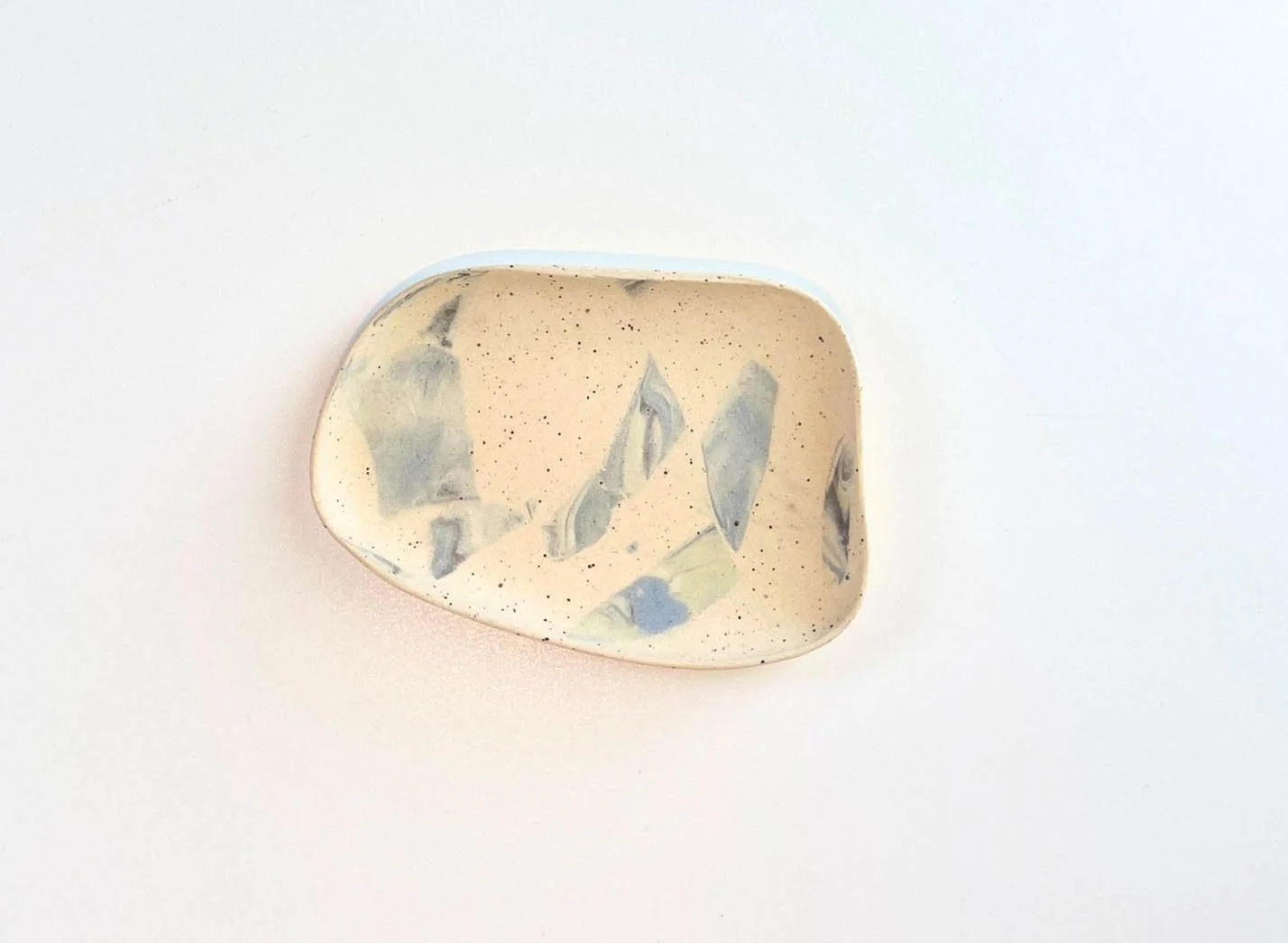 Neutral Nerikomi Keeper - Medium