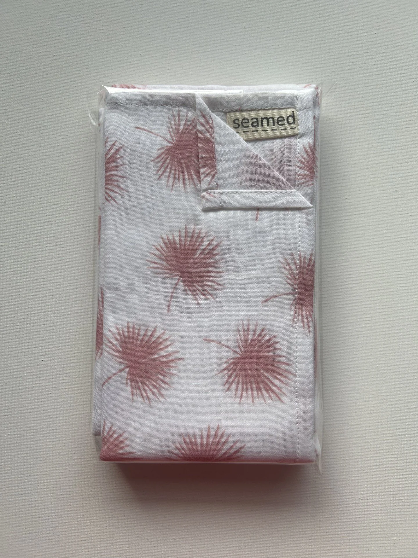 PRODUCT - Muslin Wrap - Powder Puff - Front.jpg