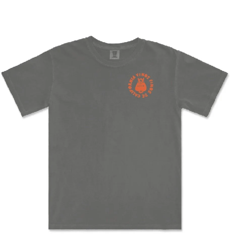 VinoFinos_tshirt_mock 2.jpg