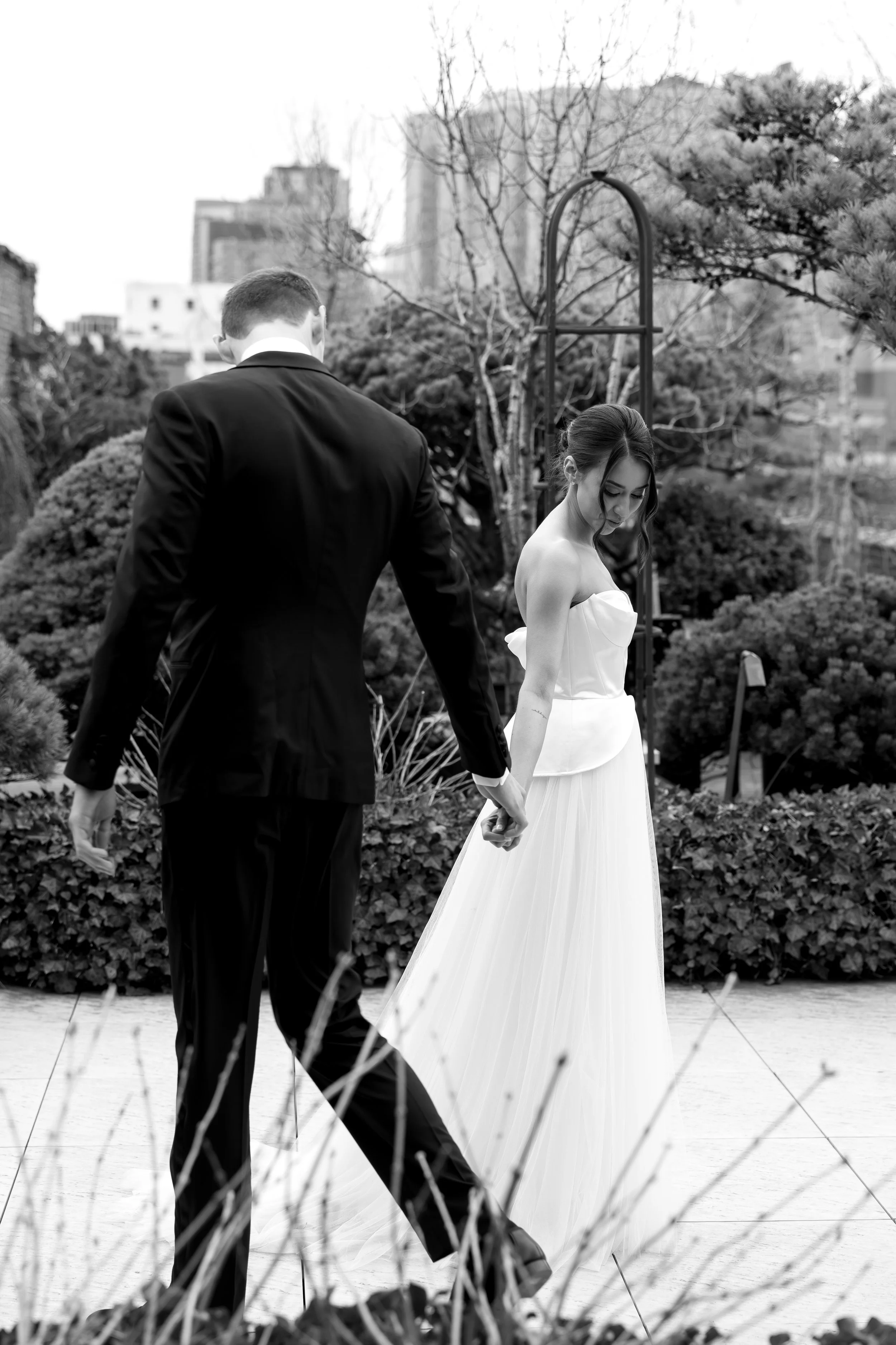editorial-romantic-monochrome-wedding-foundry-nyc-3974-Copy1.jpg