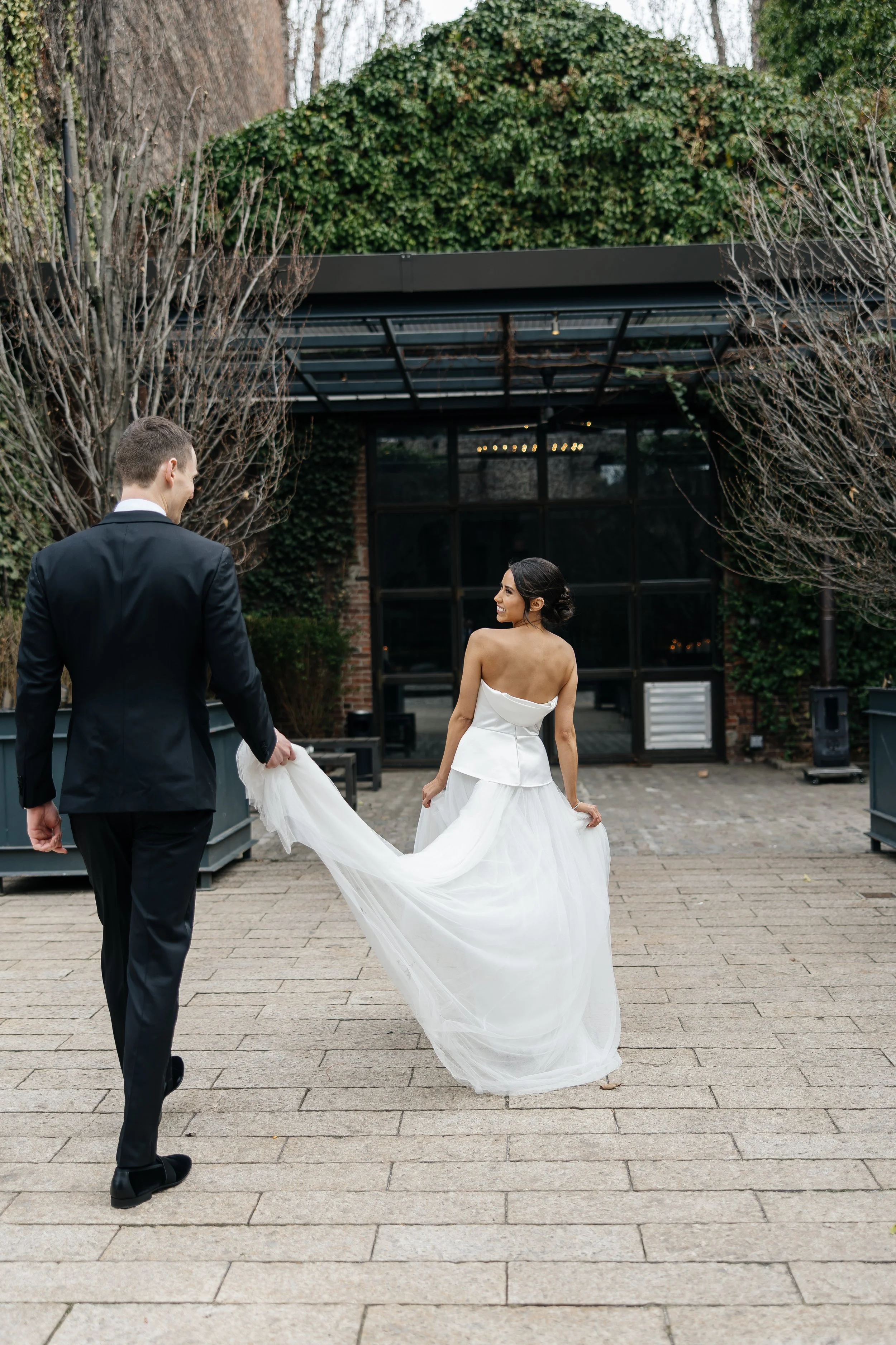 editorial-romantic-monochrome-wedding-foundry-nyc-4151.jpg