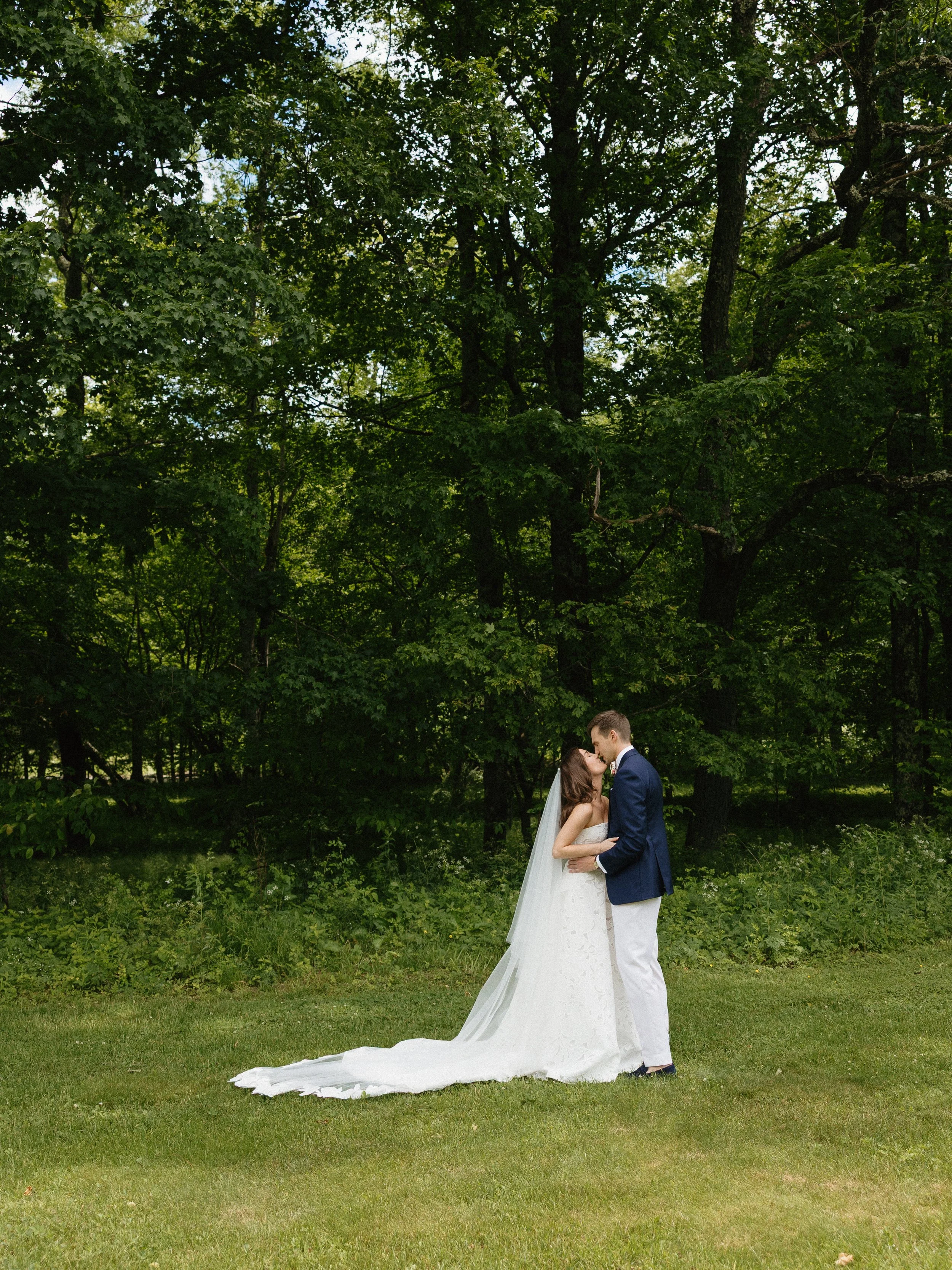 catskills-garden-party-wedding-beaverkill-valley-inn-1461.jpg
