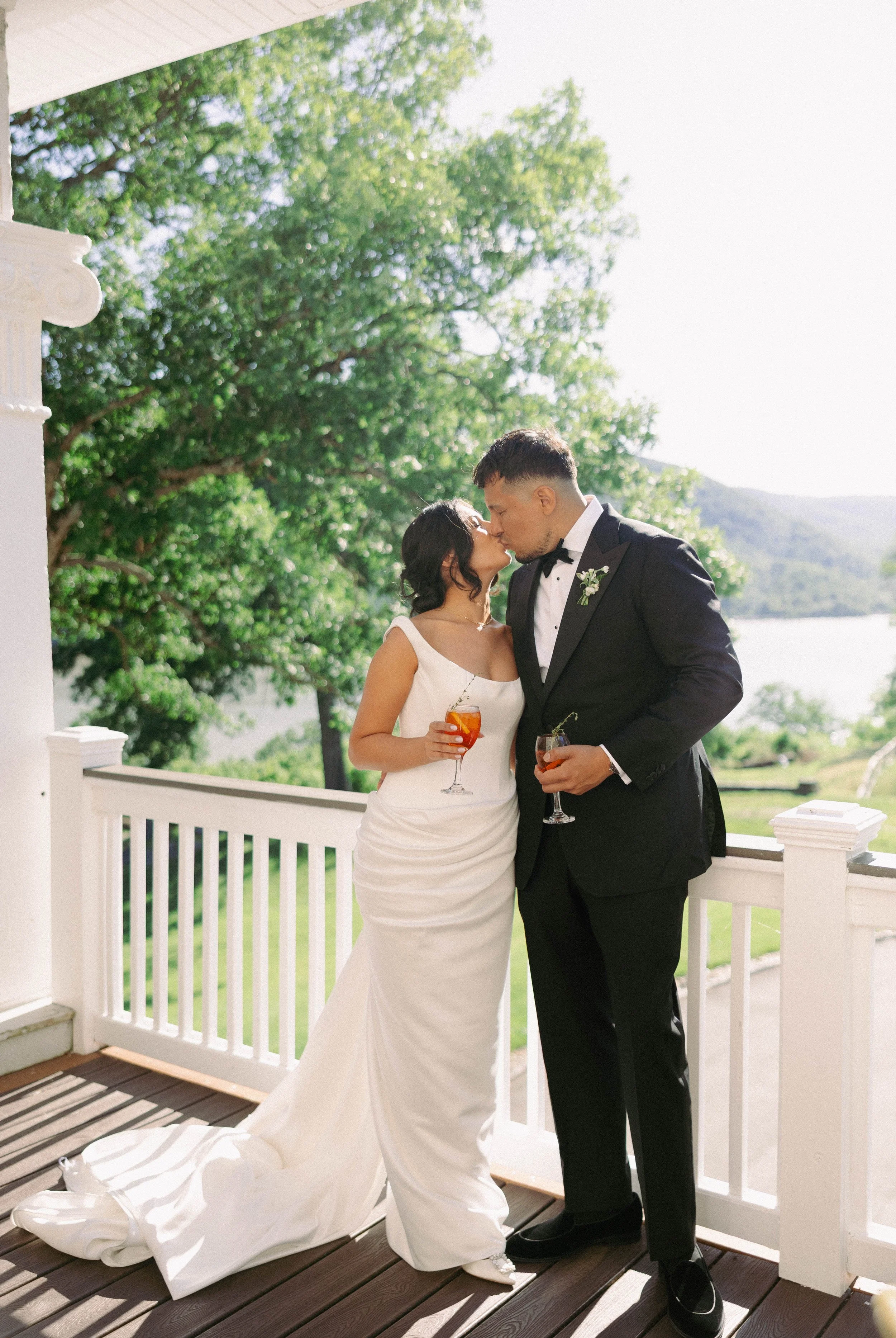 heirloom-monteverde-at-oldstone-wedding-143.jpg