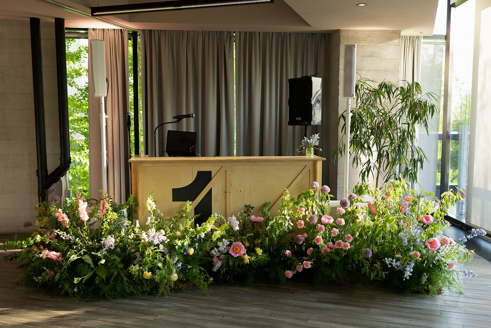 city-and-terrace-events-1-hotel-brooklyn-bridge-wedding-Details-37.jpg