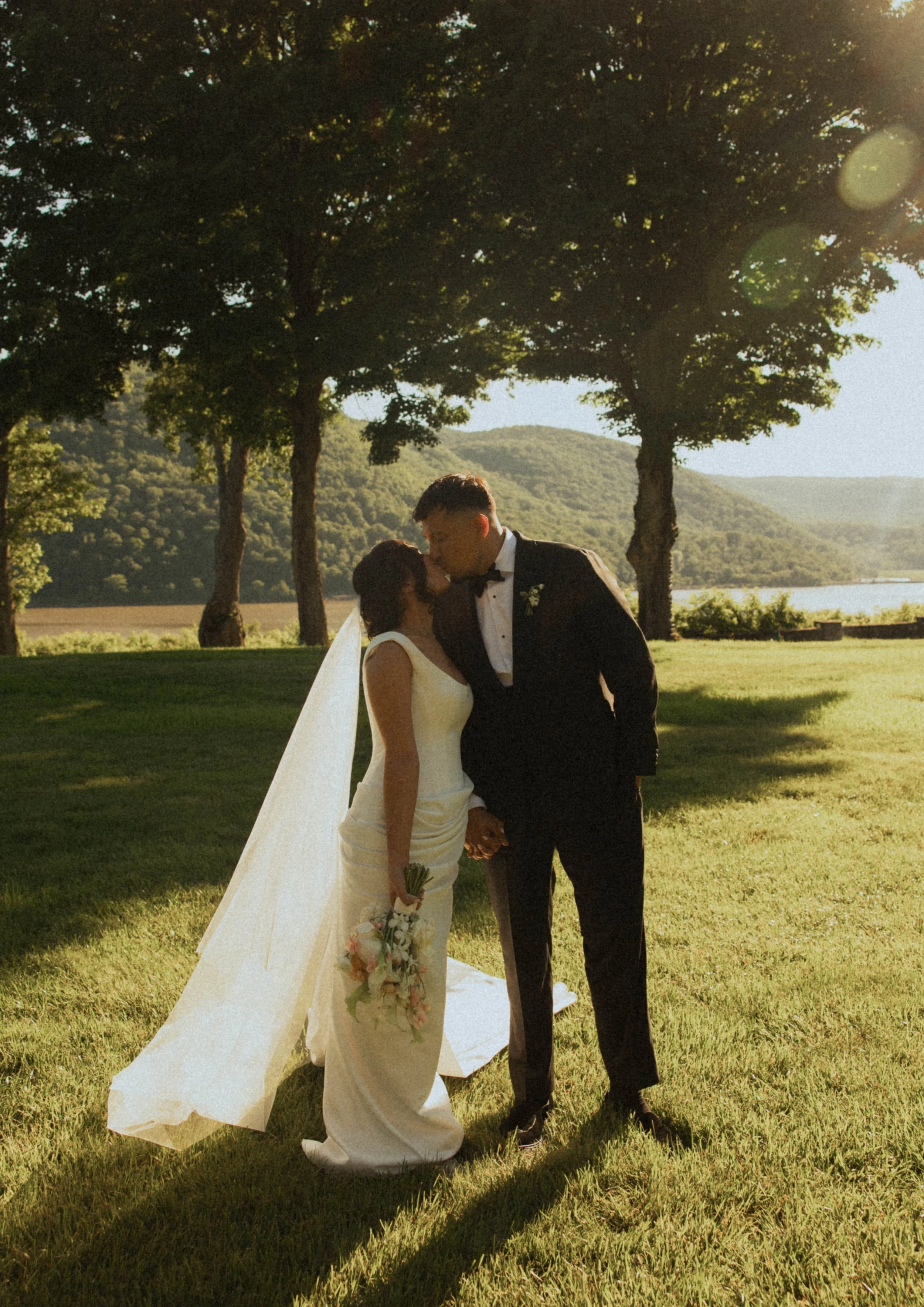 heirloom-monteverde-at-oldstone-wedding-156.jpg