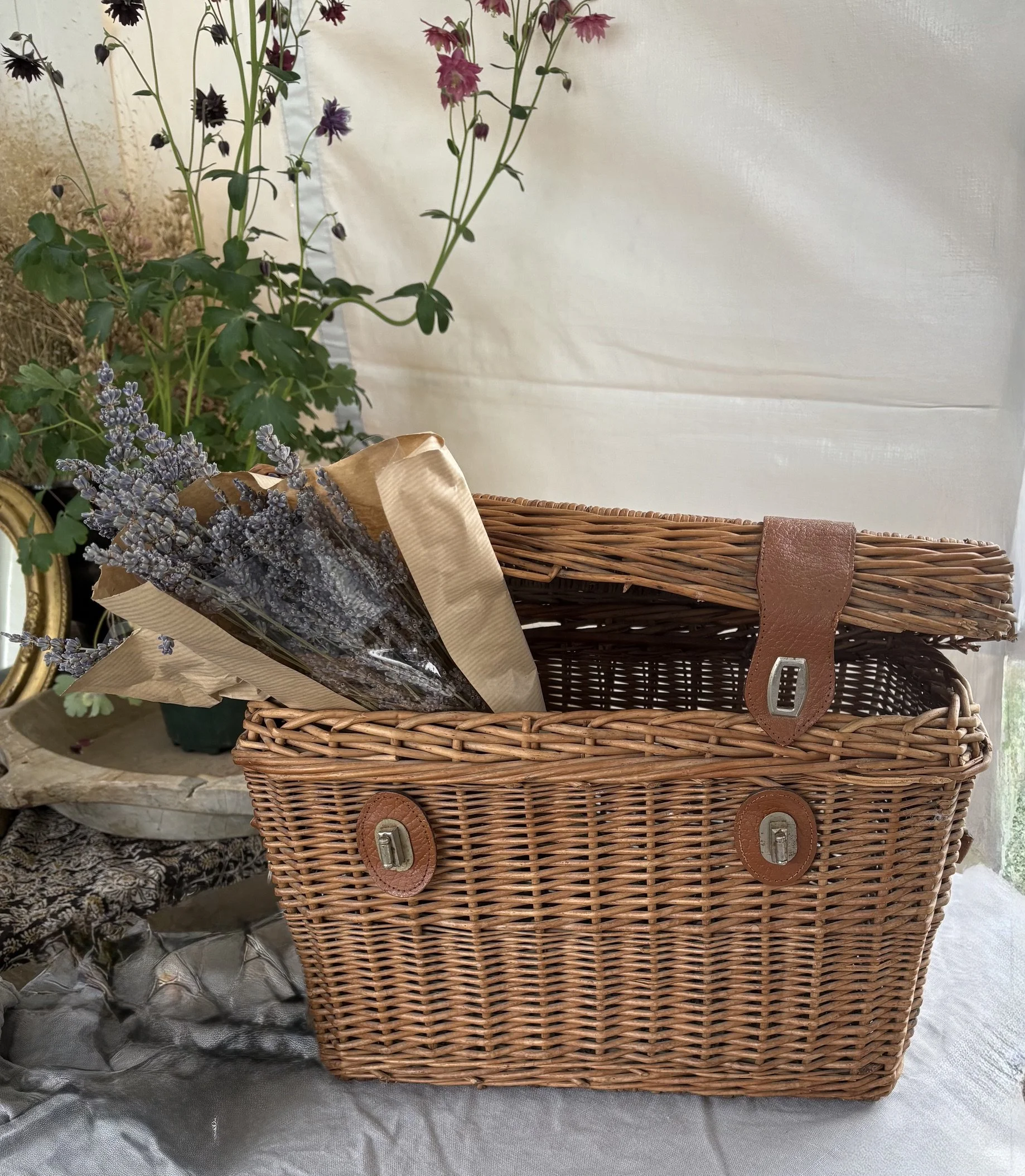 picnic basket.jpeg