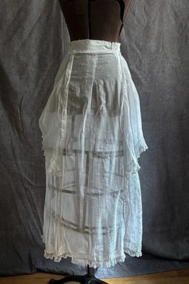 Antique Edwardian White Embroidered & Lace Skirt - Early 1900's