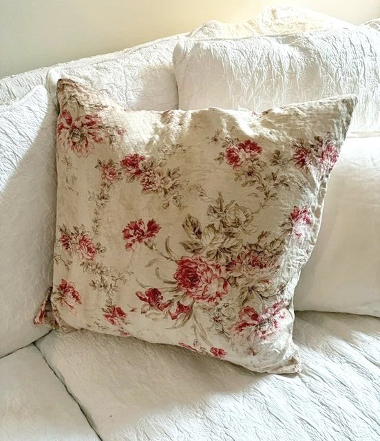 Crimson+floral+antique+pillow+22+.jpg