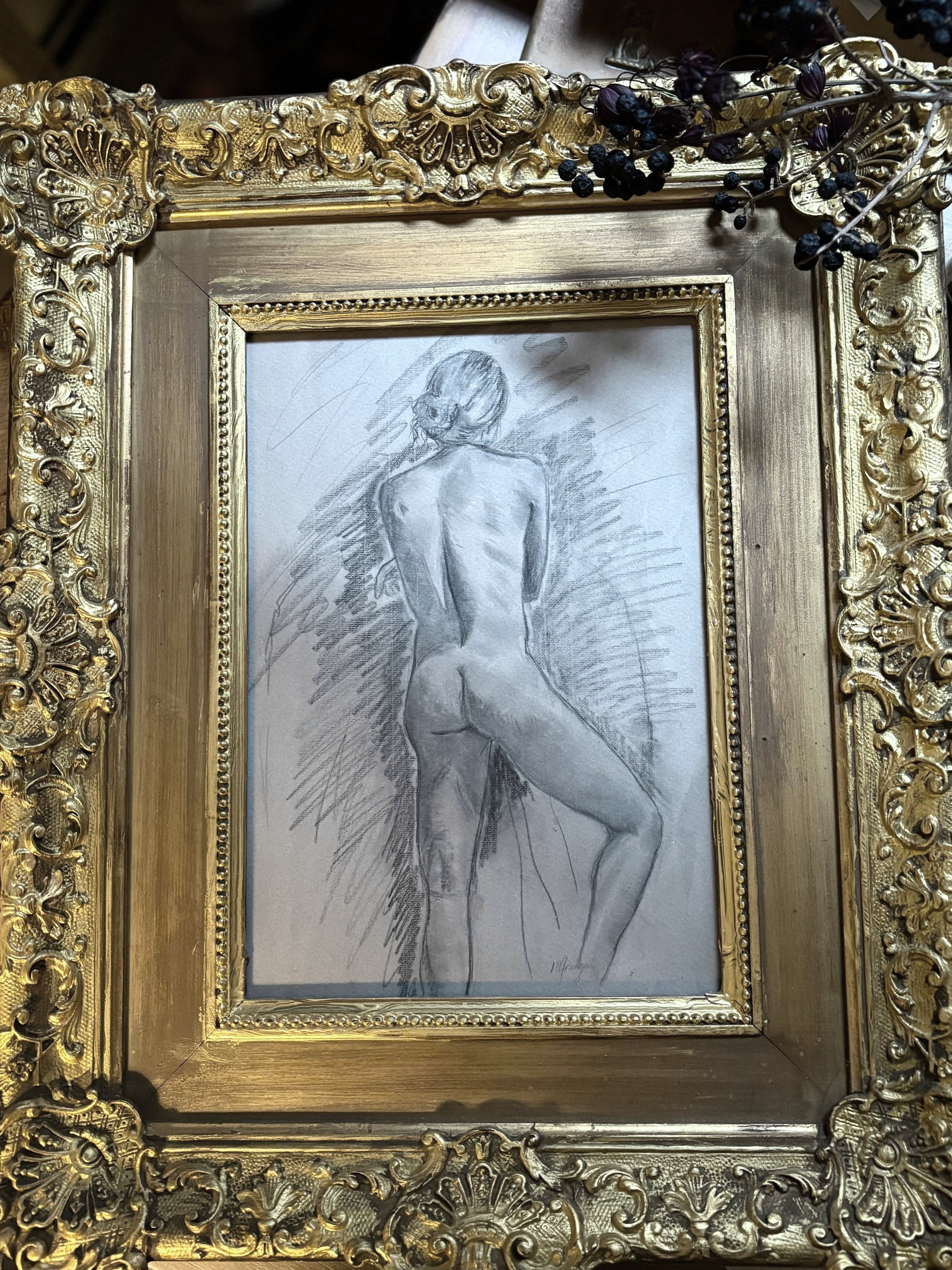 Antique+frame+w%3Agiclee+sketch+of+female+nude.jpg