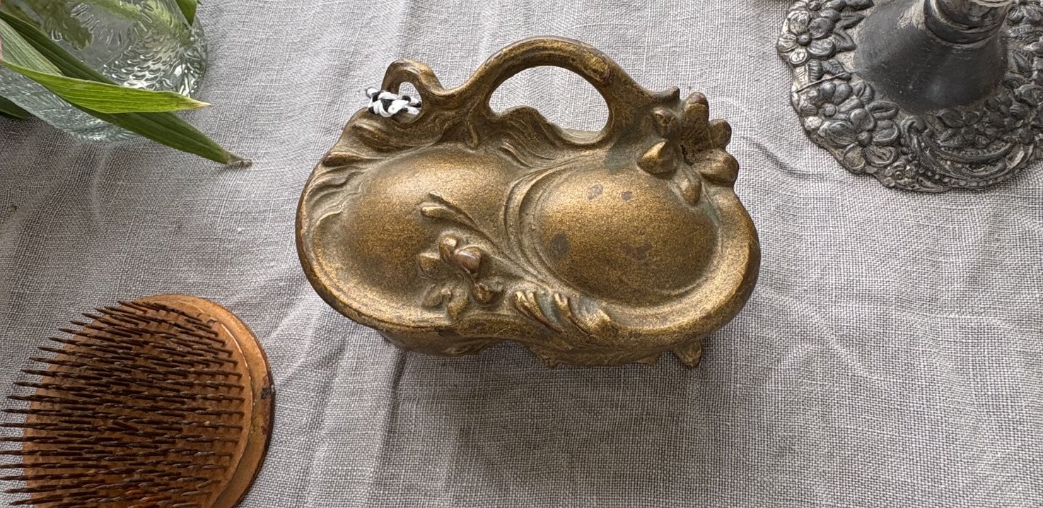 Trinket box ? brass .jpeg