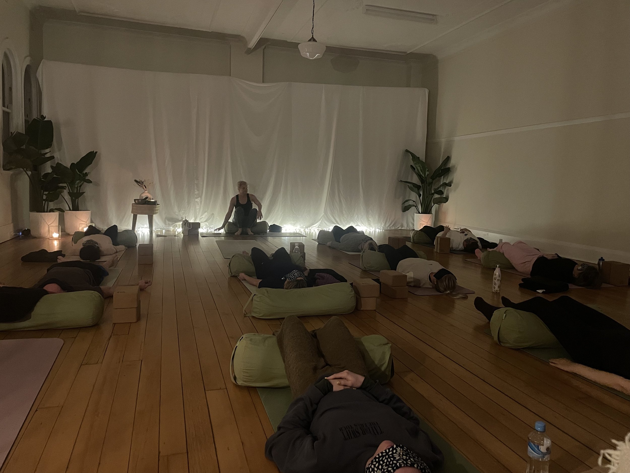 Neighbourhood yoga yin + pins
