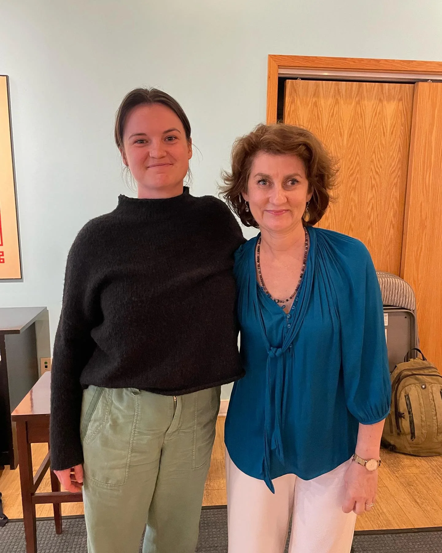 And just like that my little Chinese medicine tour of America has come to an end 🇺🇸

I feel incredibly grateful to have had the opportunity to learn from the very inspiring @anncecilsterman and connect with practitioners across the country. It remi