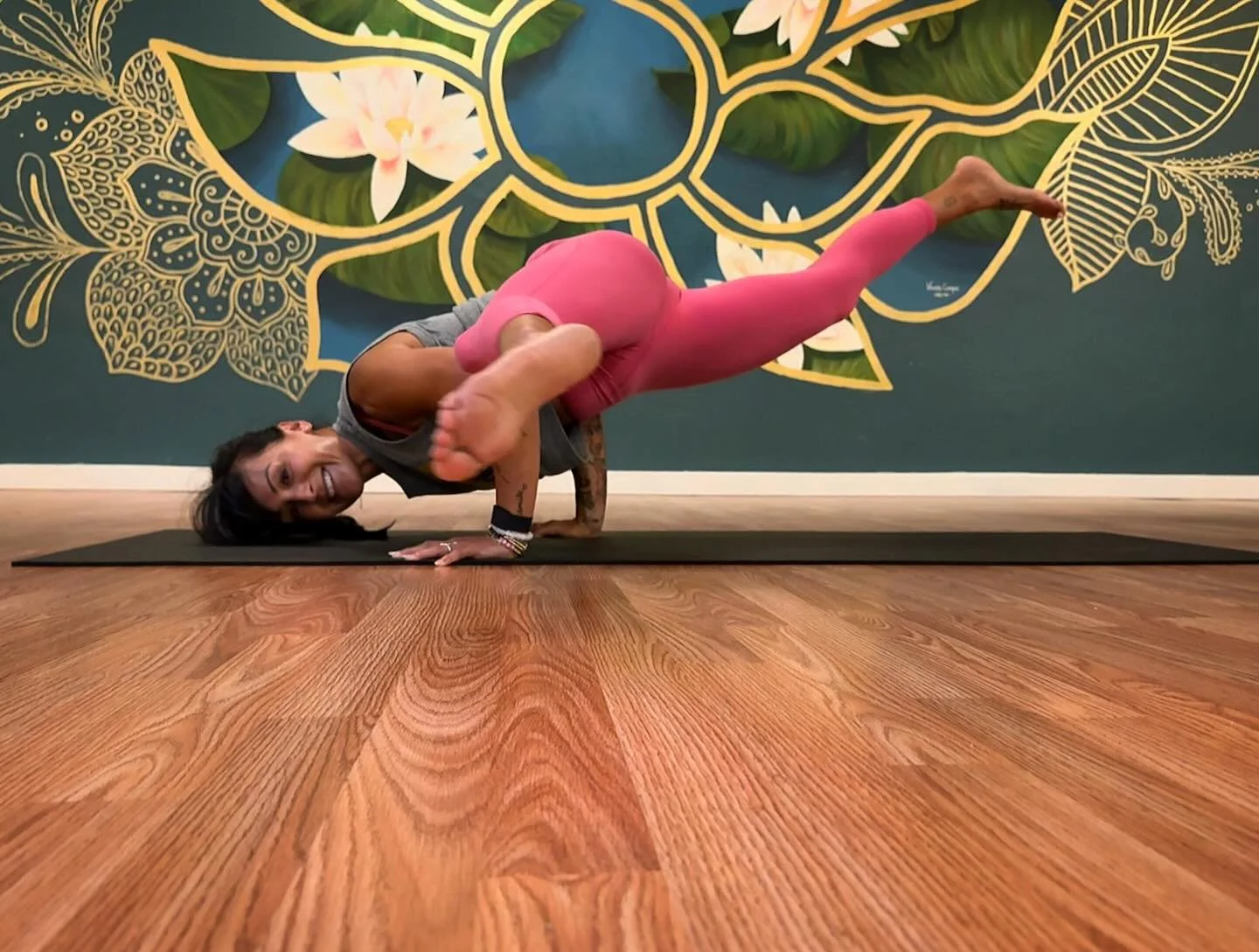 🩷💫SEPTEMBER ENERGY:

💫Surround yourself with uplifting people.
💫Do things that make your heart happy.
💫Celebrate your wins, no matter how small.
💫Focus on what makes your soul feel at peace.
💫Everything you need is already within you.
💫You ca