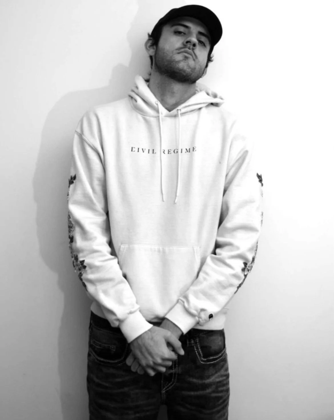 SLIM SAMARITAN - Just Warming Up