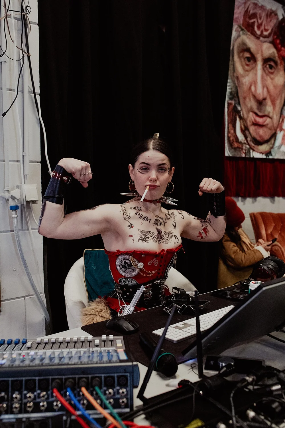 Unsafe_Election_Night_Maud_Fernhout_011.jpg