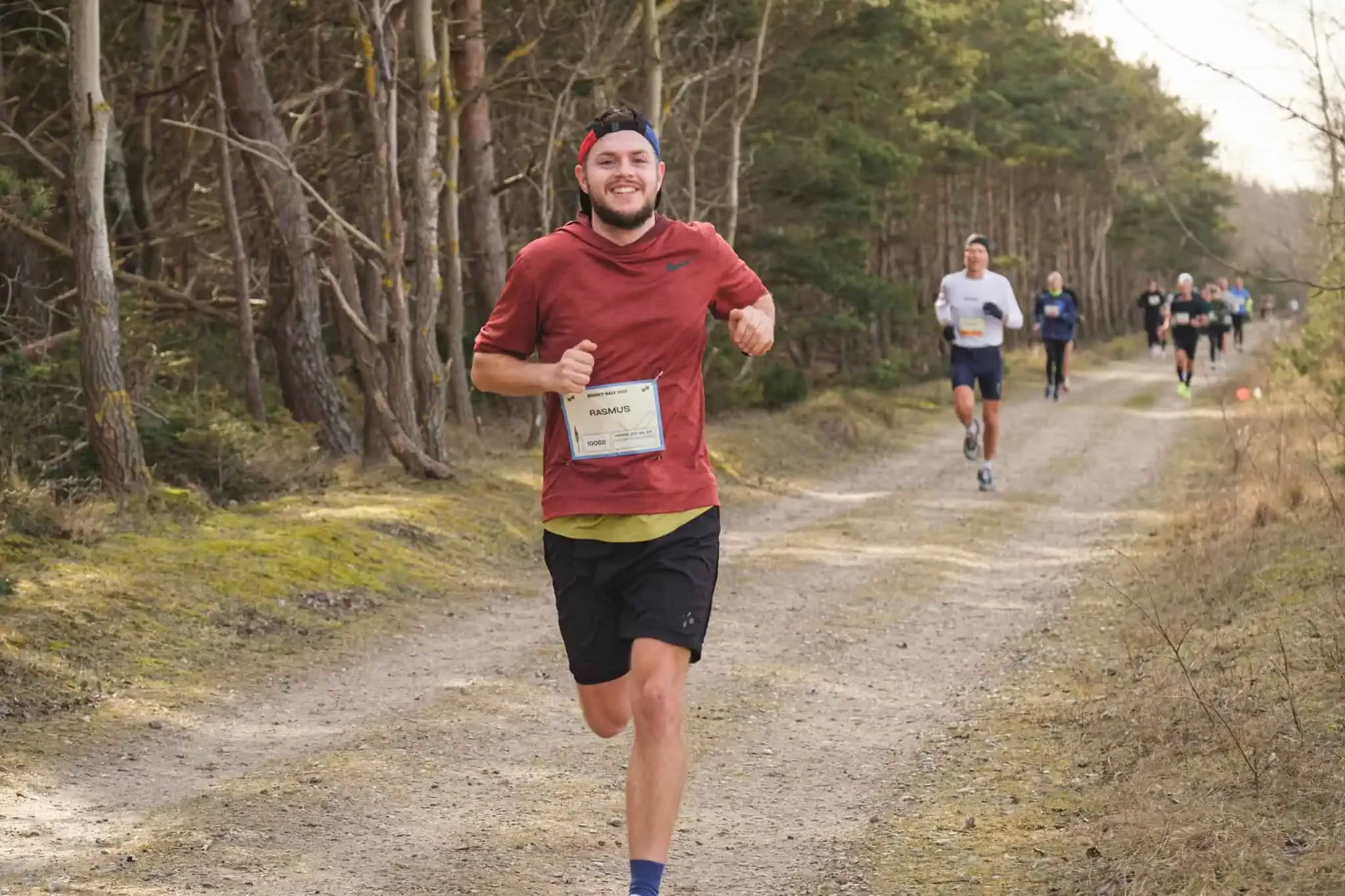 løber som gennemfører sit mål fra sit nytårsforsæt til hegnet half halvmarathon 2026