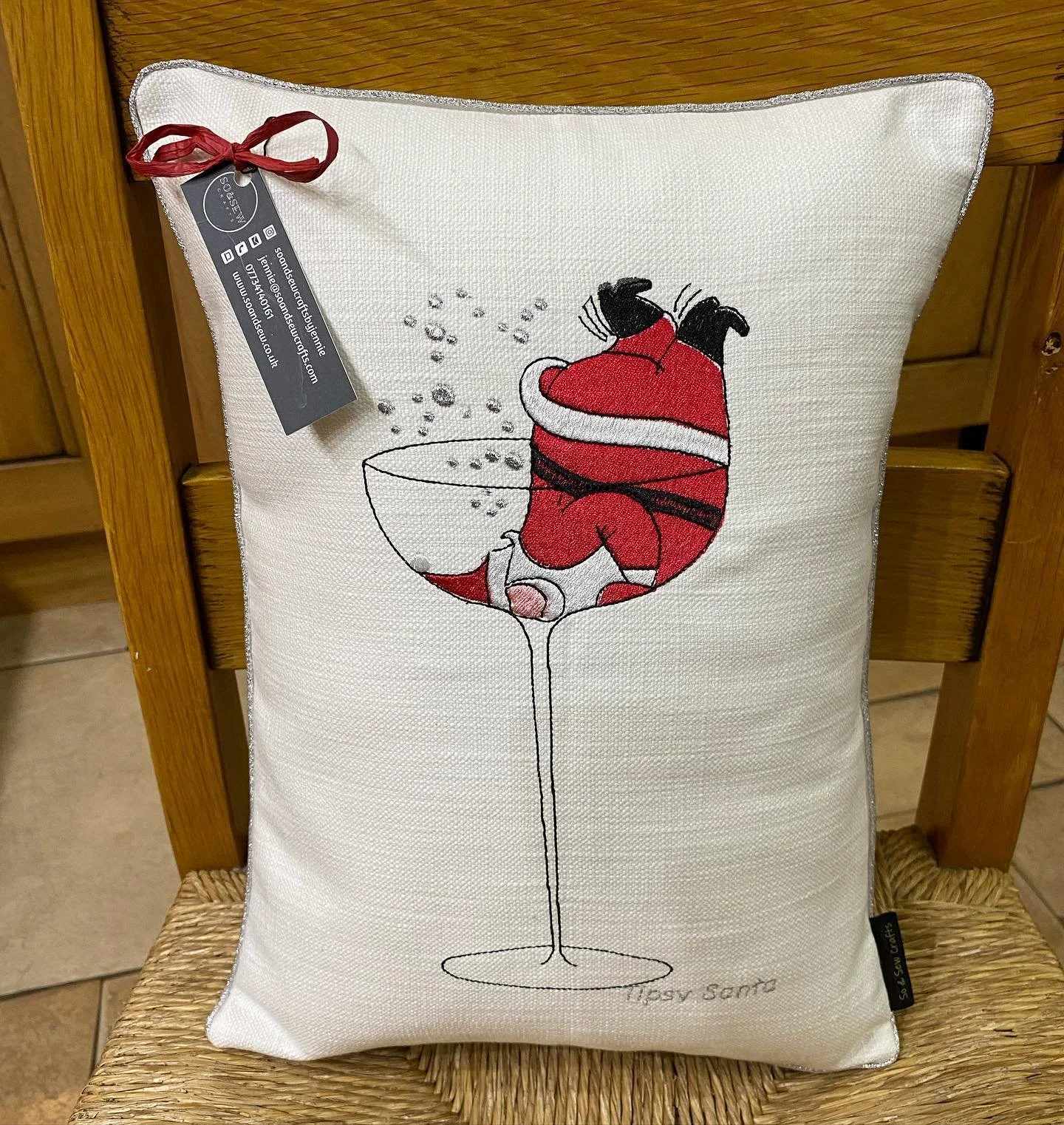 Not sure if this boyo will be fit to travel to Coleraine with me tomorrow! 🎅🏾🤦&zwj;♀️🤣 #tipsysanta #naturallynorthcoastandglens