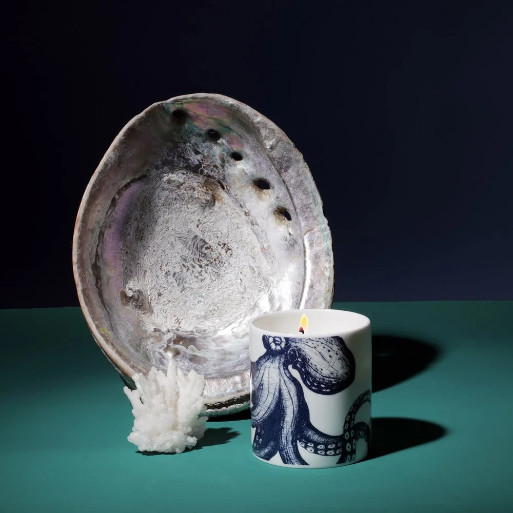 storm-brewing-candle-min_6ed45f9a-94af-471f-bf5b-dc9e577b99b5 (1).jpg