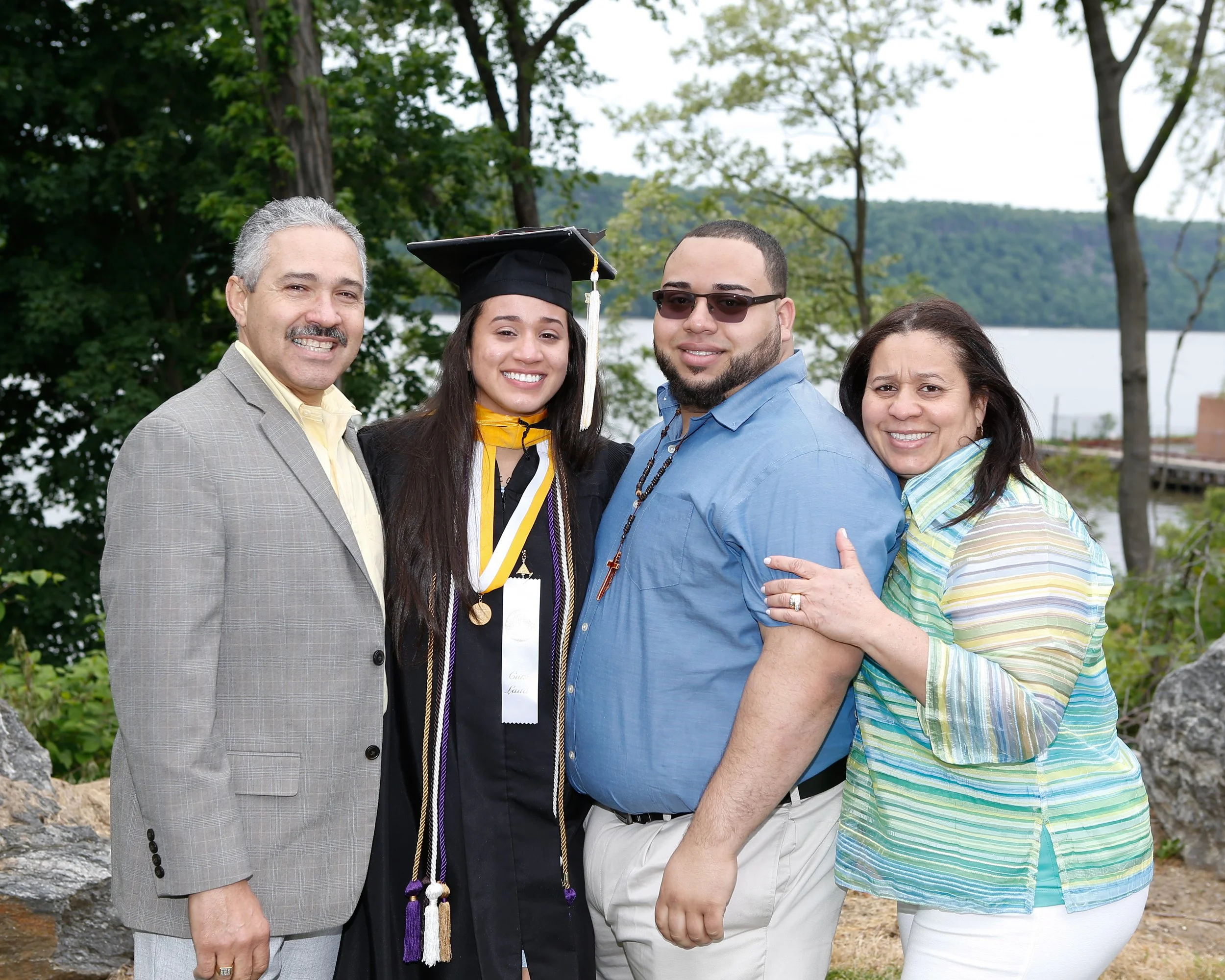 elliani_graduation-220.jpg