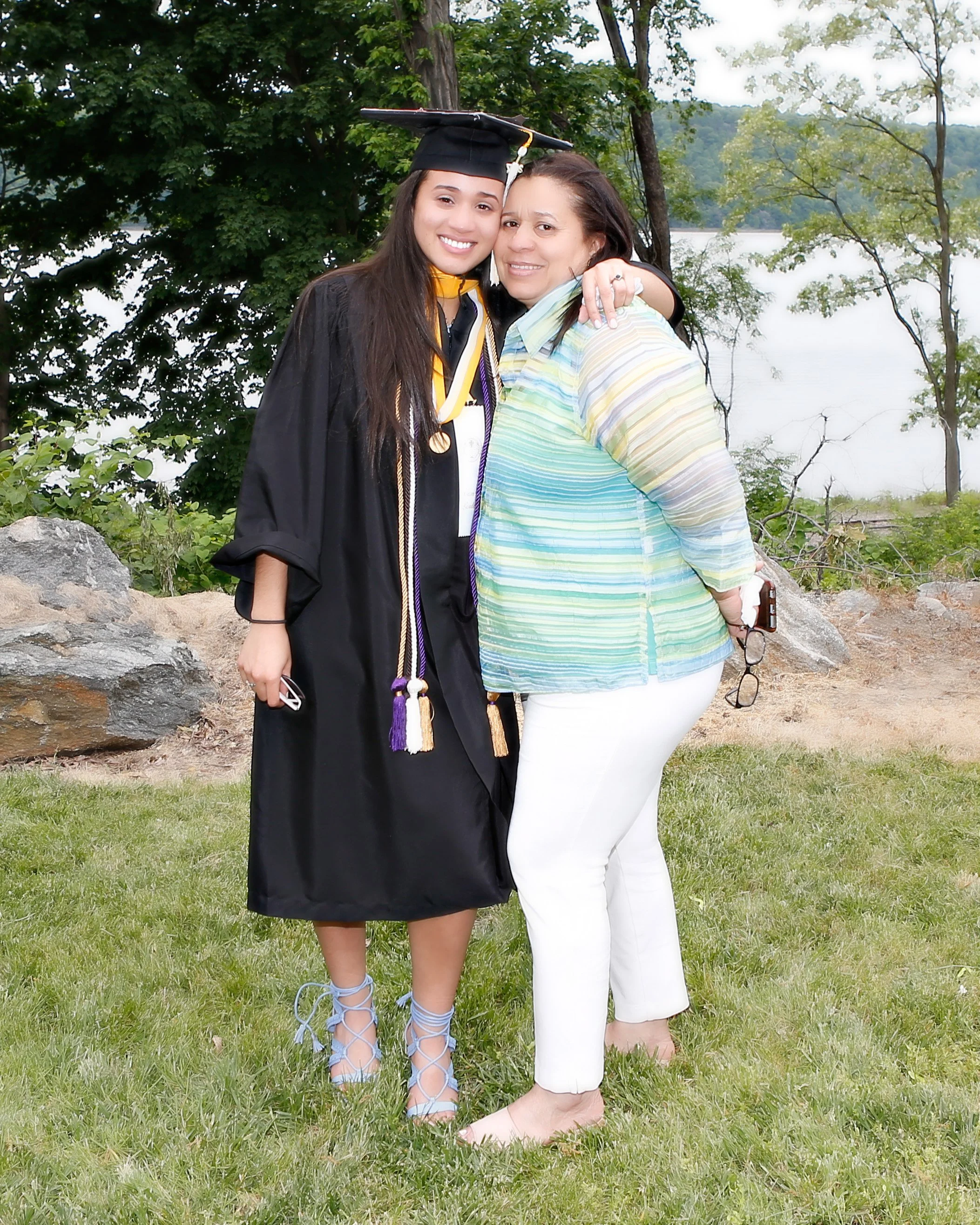 elliani_graduation-213-Edit.jpg
